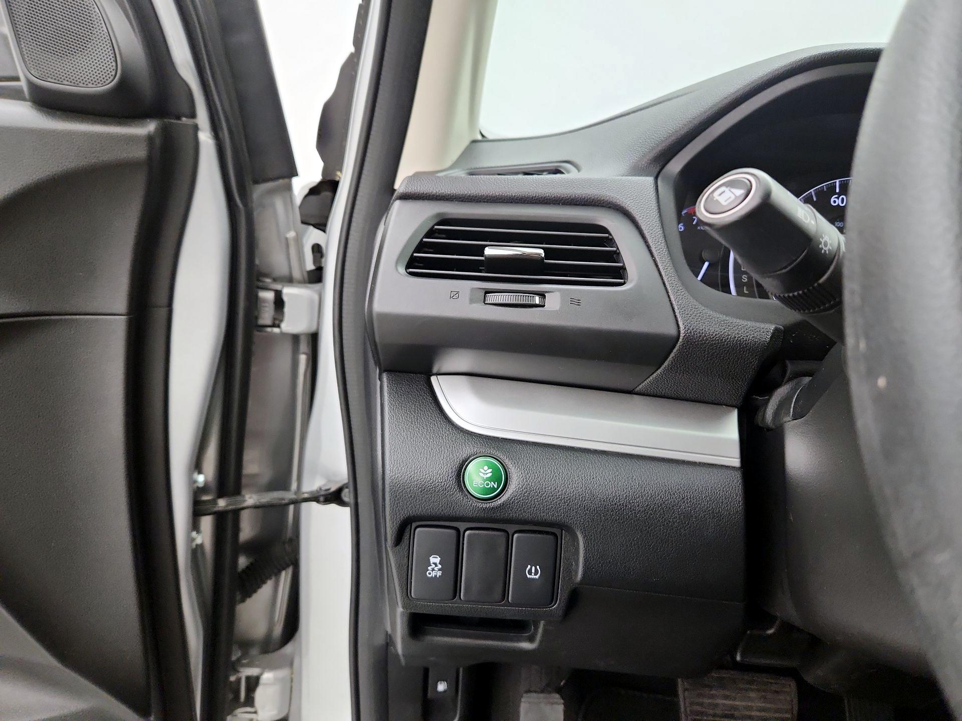 Thumbnail: 2016 Honda CR-V - 13