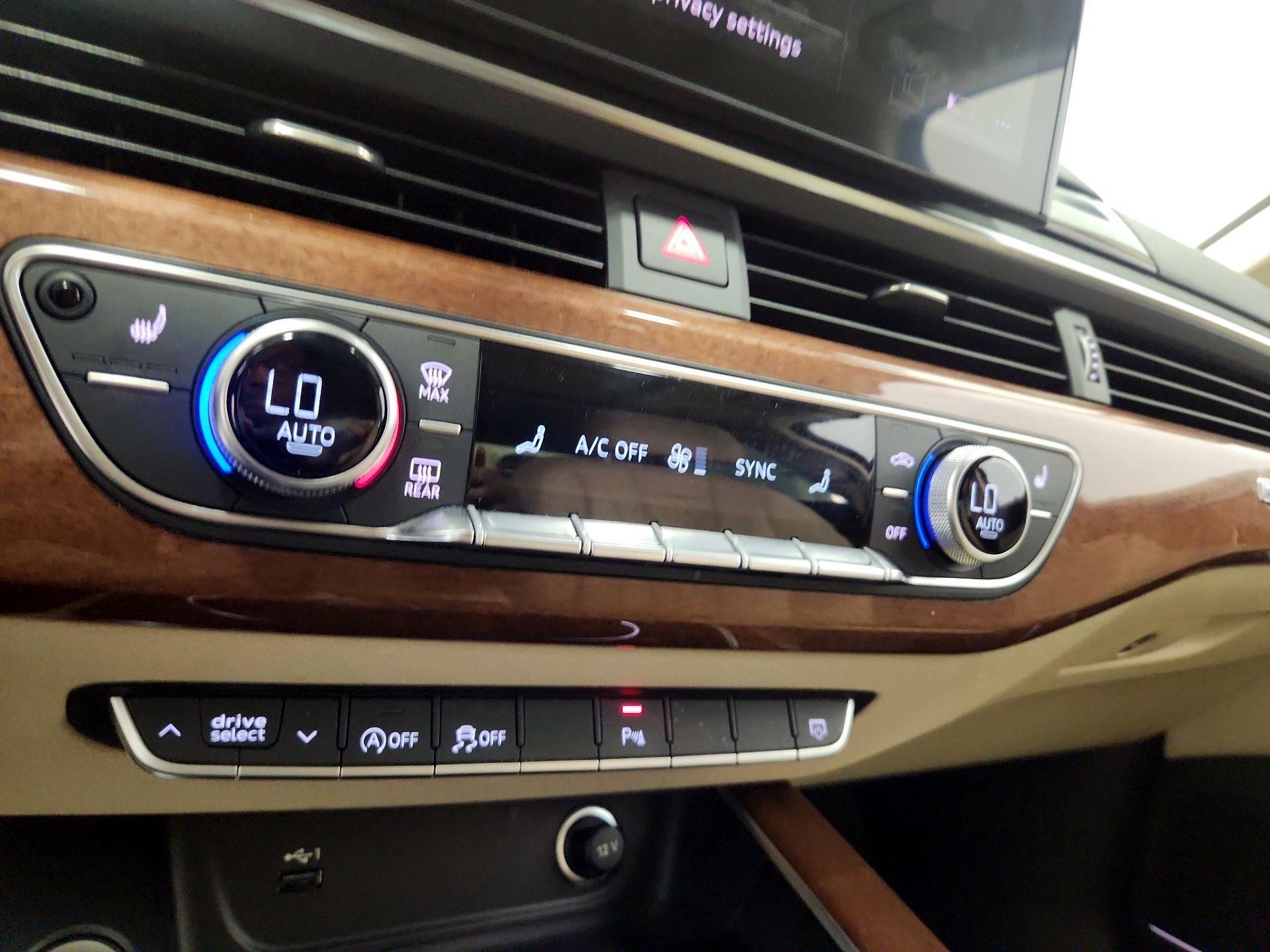 Thumbnail: 2022 Audi A4 - 16