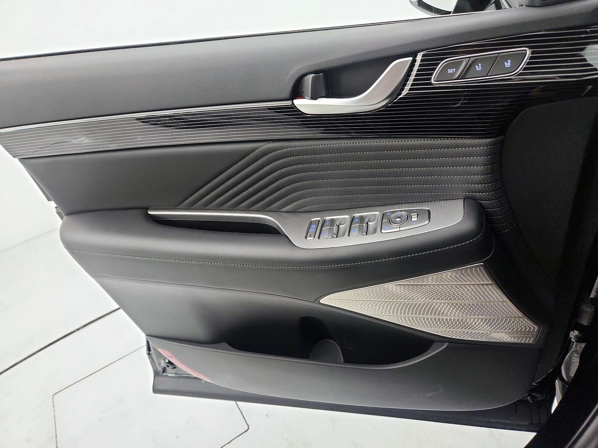 Thumbnail: 2025 Hyundai Palisade - 12