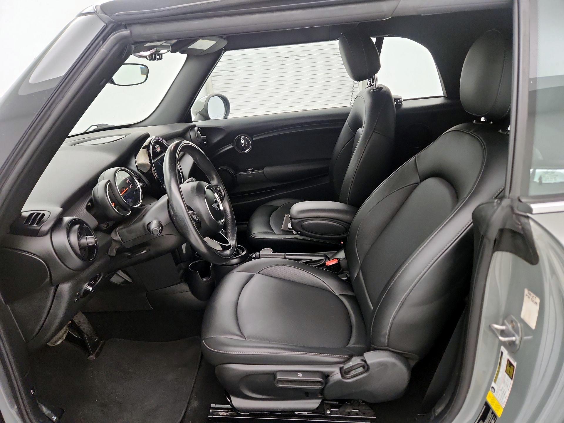 Thumbnail: 2019 MINI Cooper - 11