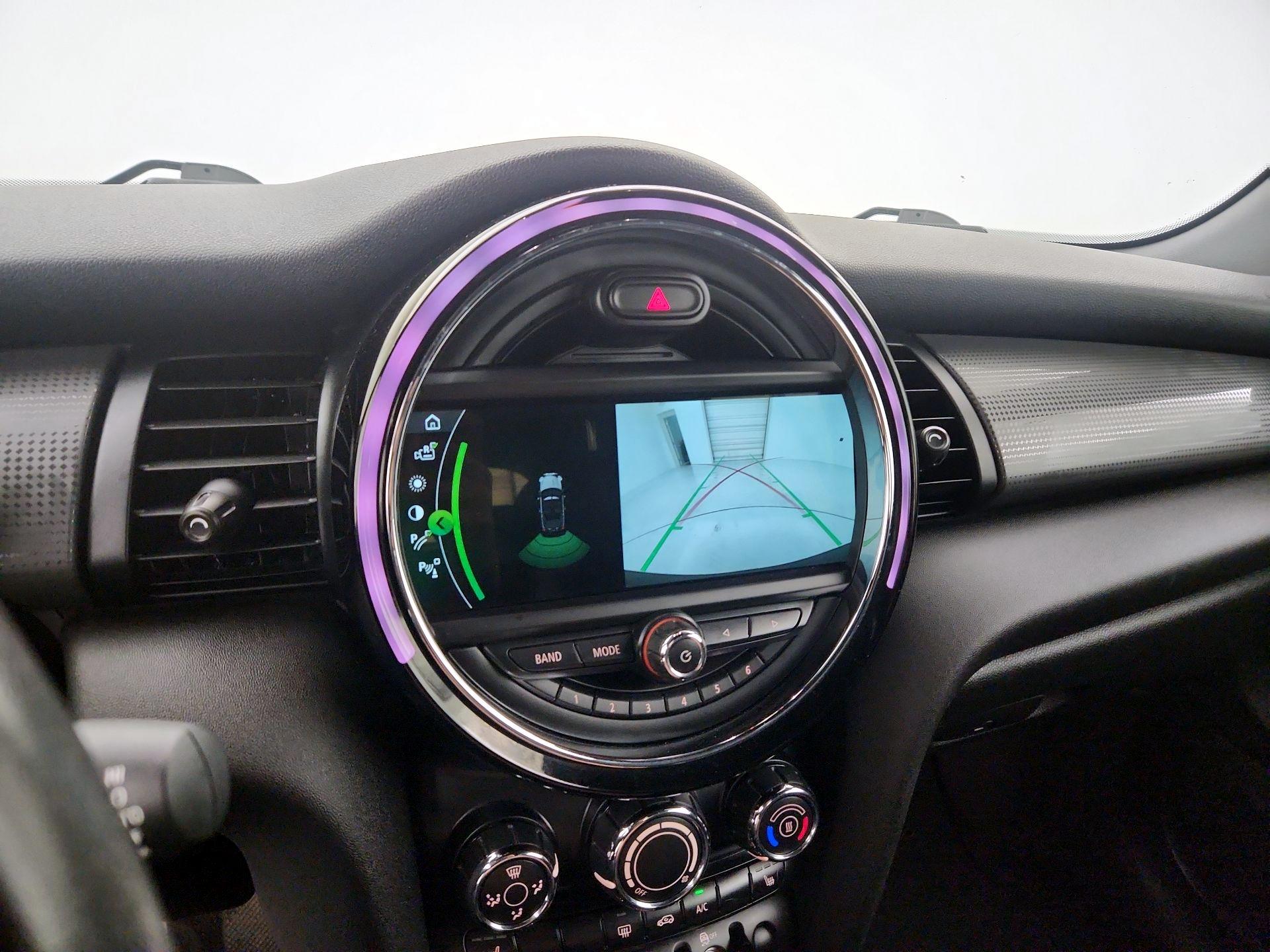 Thumbnail: 2019 MINI Cooper - 15