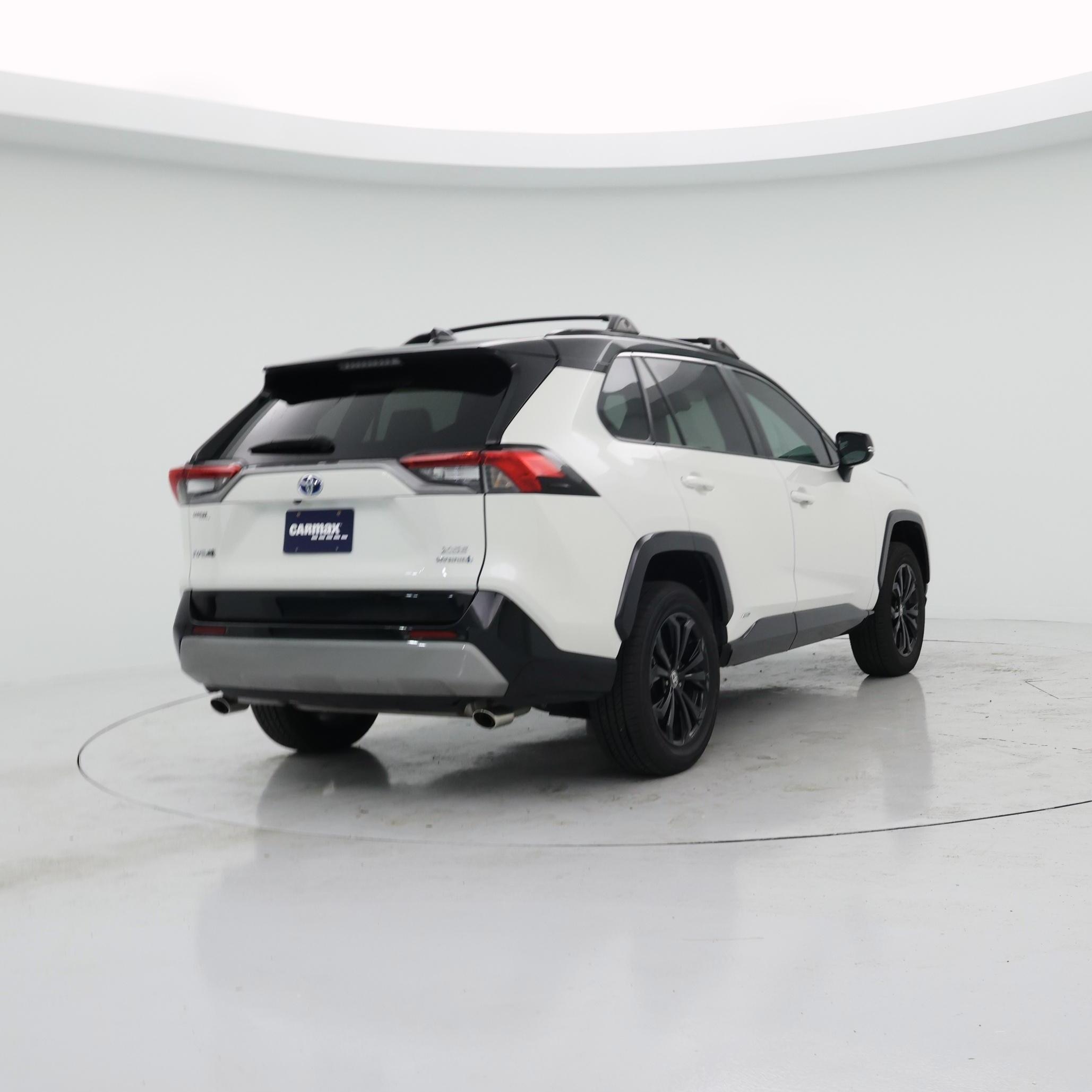 Thumbnail: 2022 Toyota RAV4 - 8
