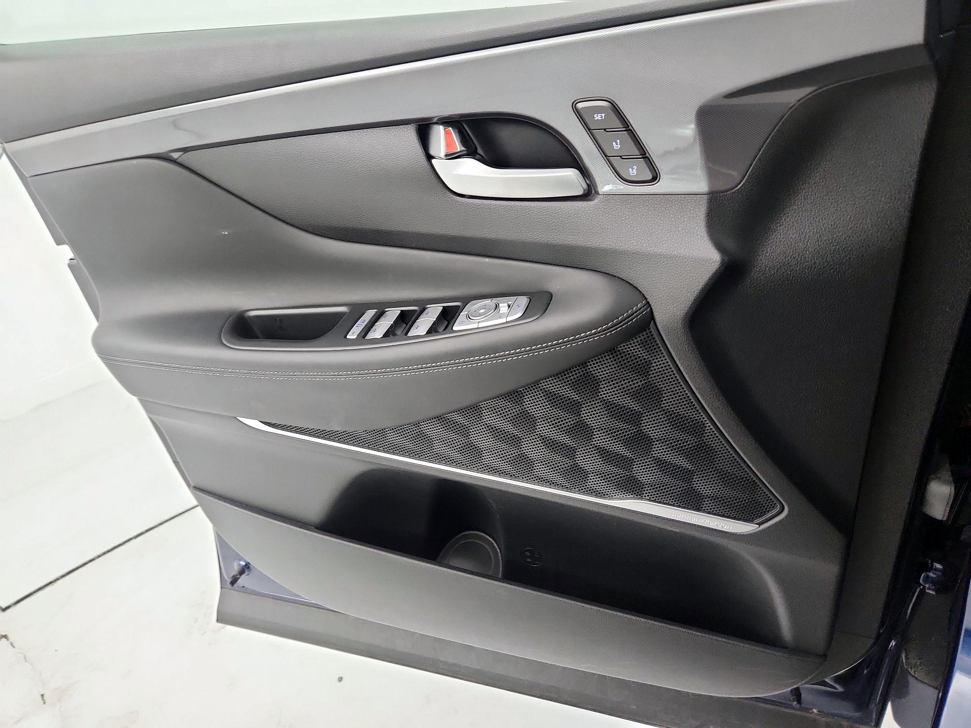 Thumbnail: 2021 Hyundai Santa Fe - 12