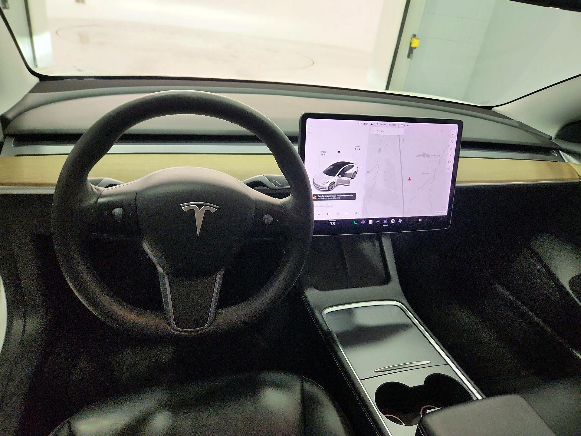 Thumbnail: 2021 Tesla Model 3 - 9