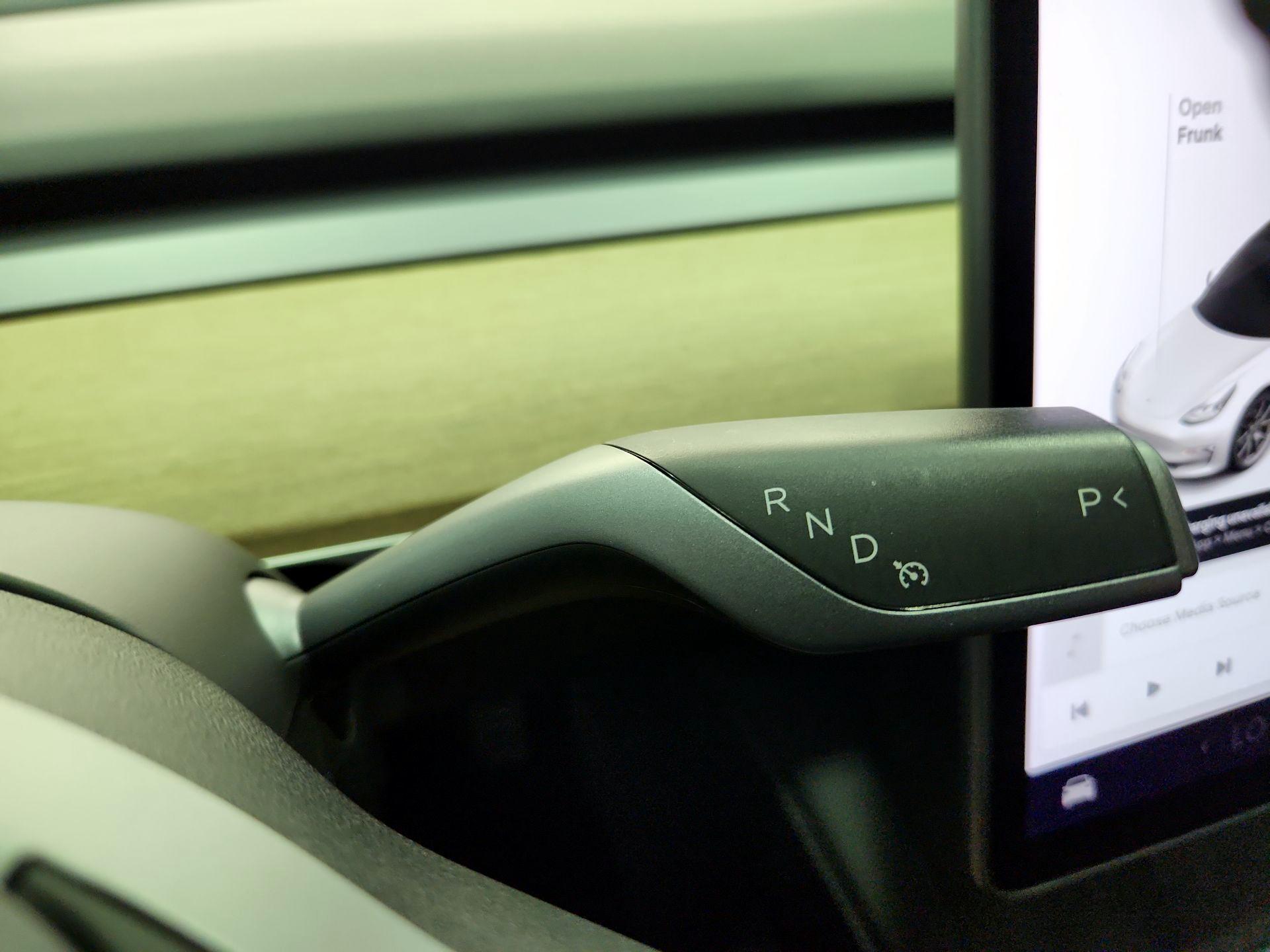 Thumbnail: 2021 Tesla Model 3 - 17