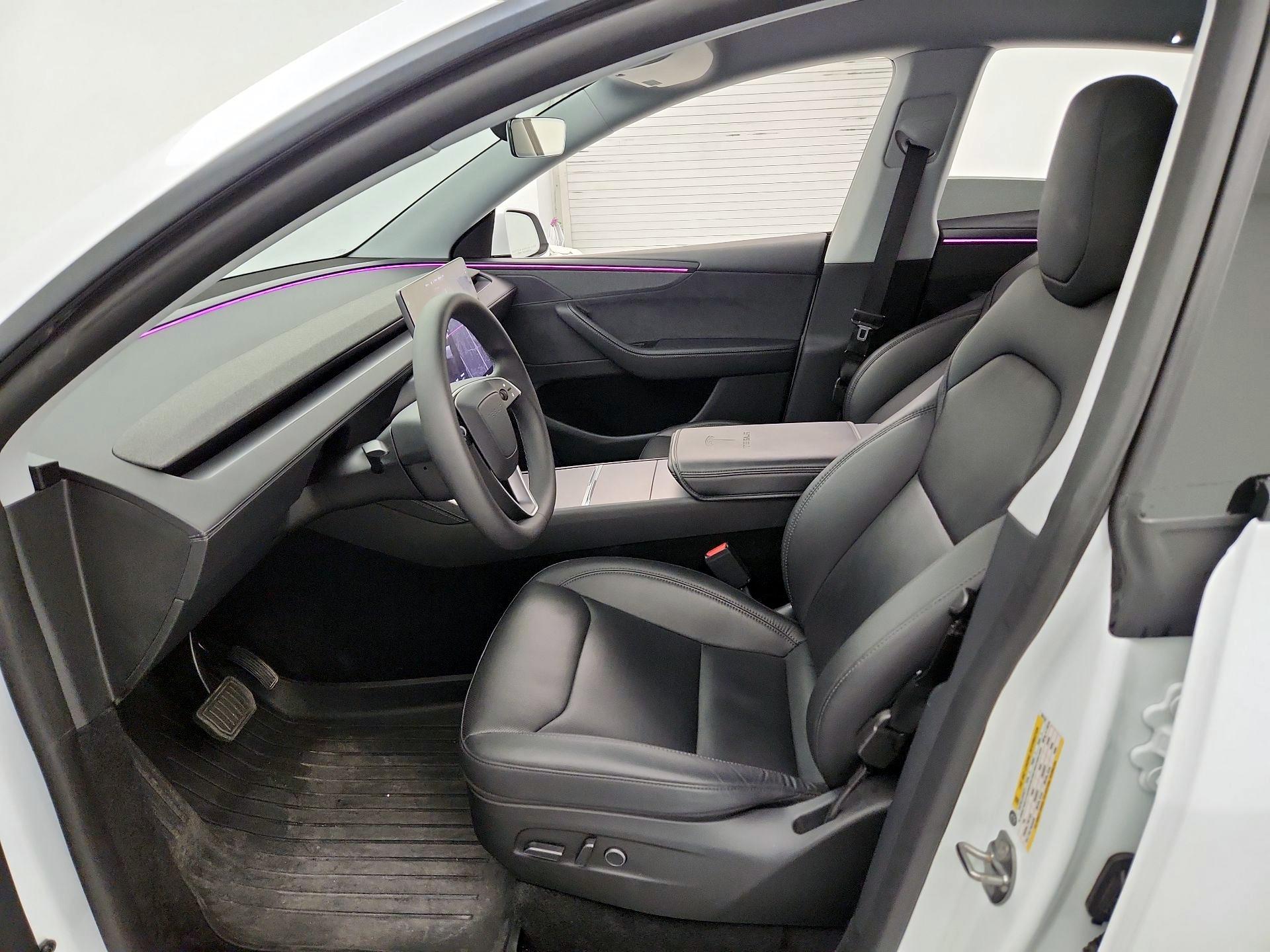 Thumbnail: 2026 Tesla Model Y - 11