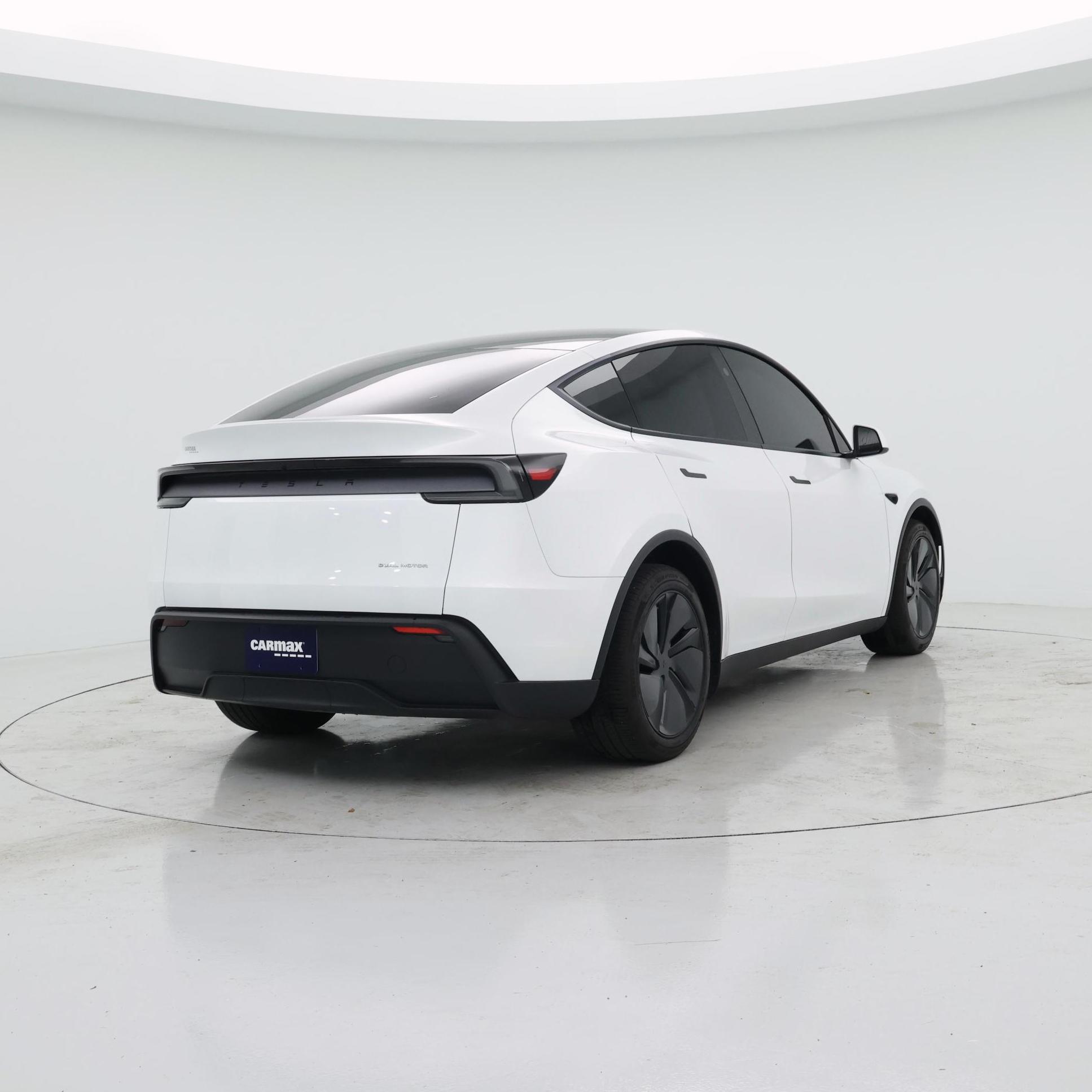 Thumbnail: 2026 Tesla Model Y - 8