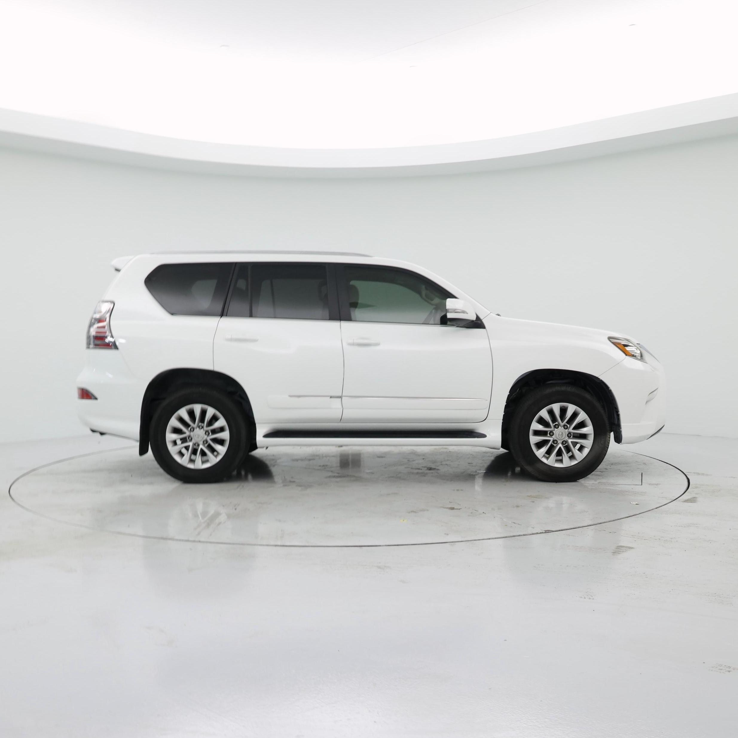 Thumbnail: 2015 Lexus GX - 7