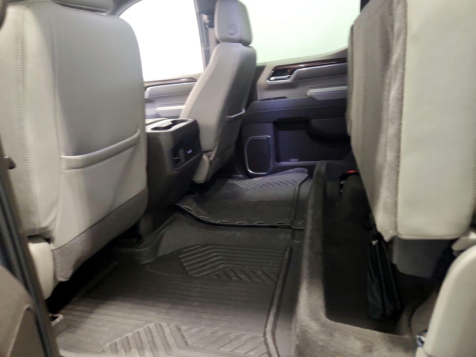 Thumbnail: 2025 Chevrolet Silverado 1500 - 19