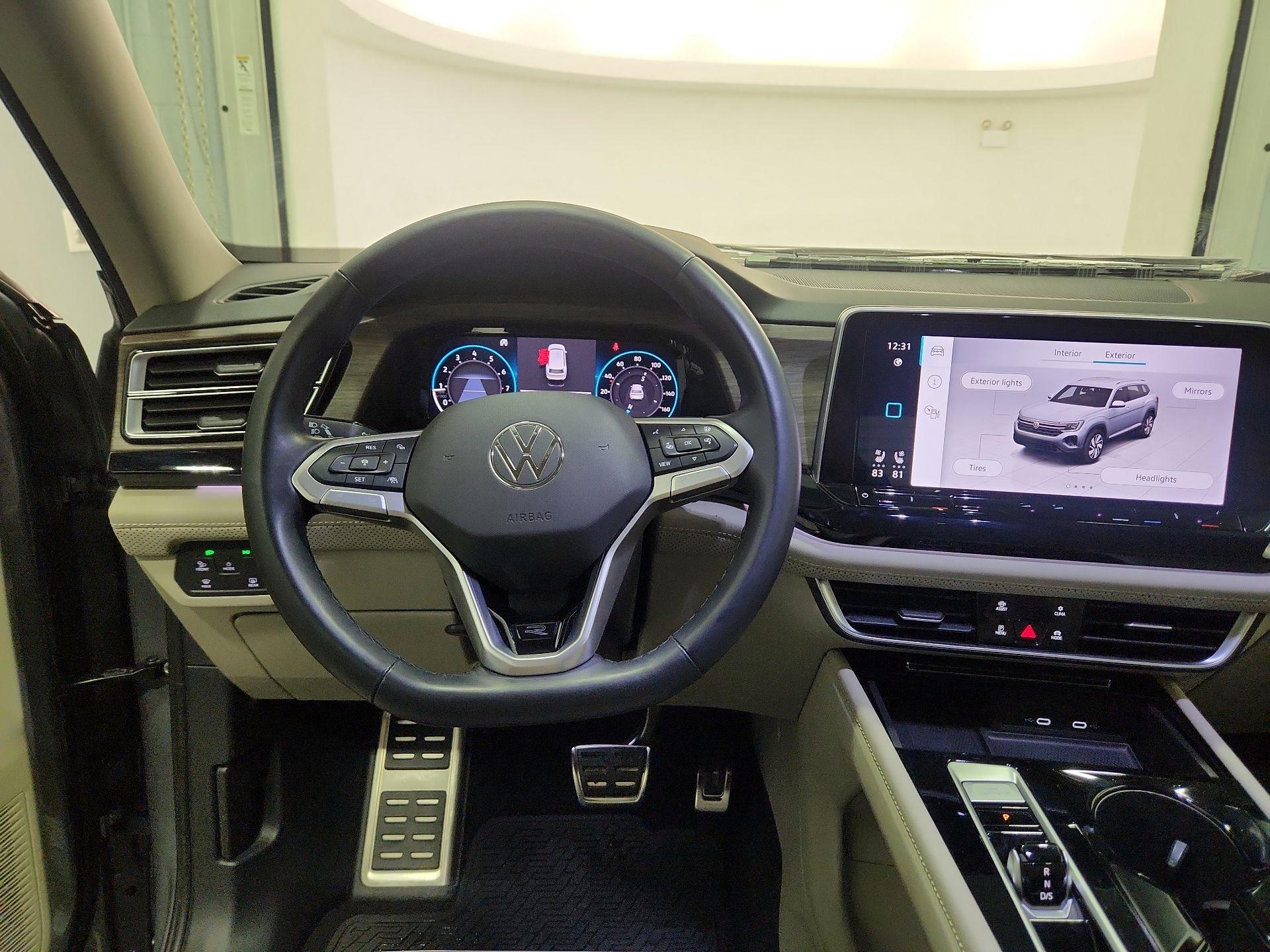 Thumbnail: 2024 Volkswagen Atlas - 10