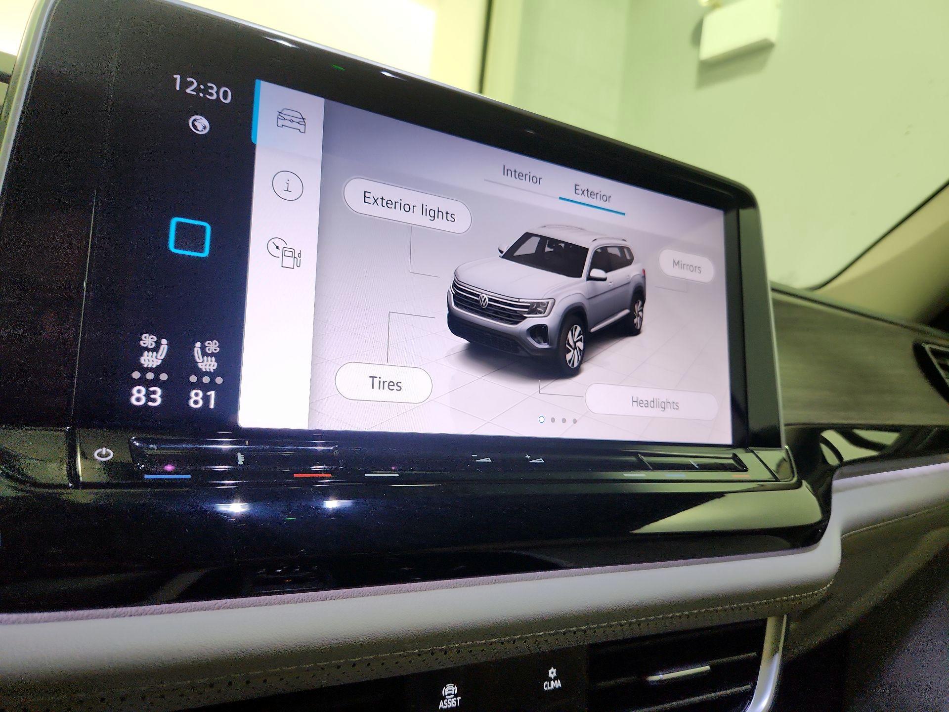 Thumbnail: 2024 Volkswagen Atlas - 15