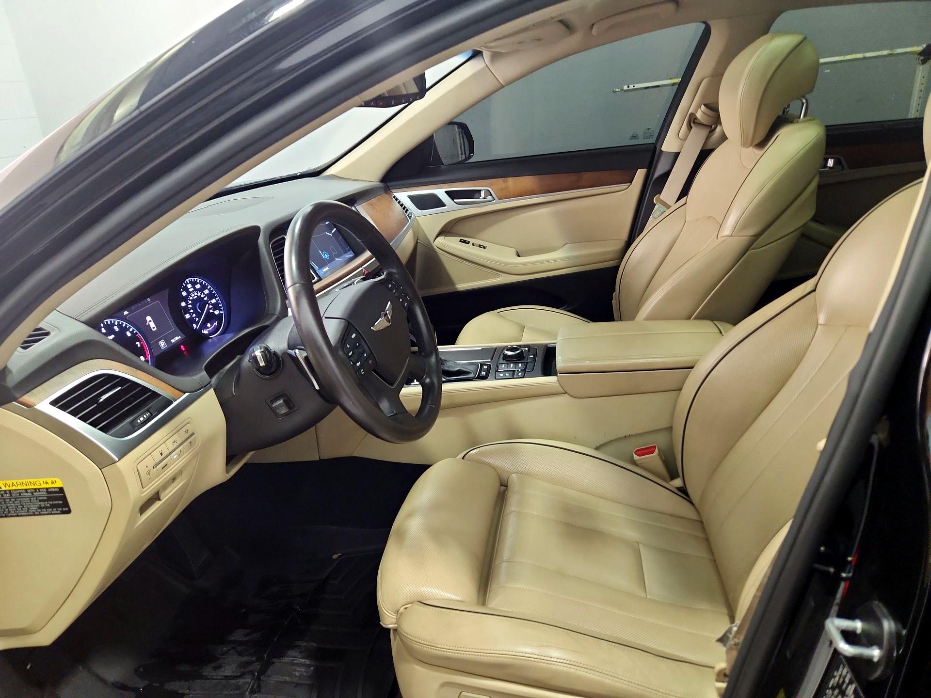 Thumbnail: 2017 Genesis G80 - 11