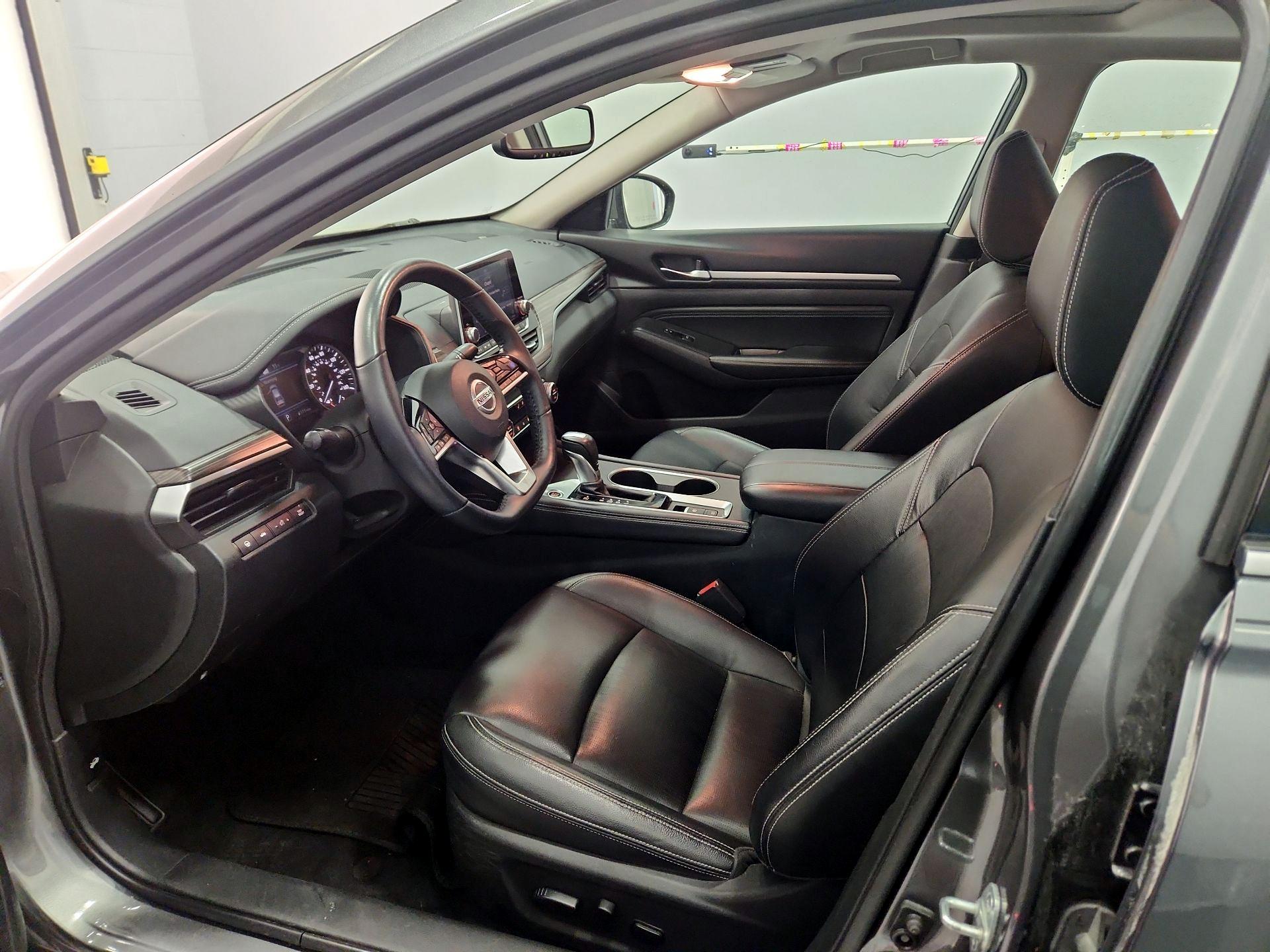 Thumbnail: 2019 Nissan Altima - 11