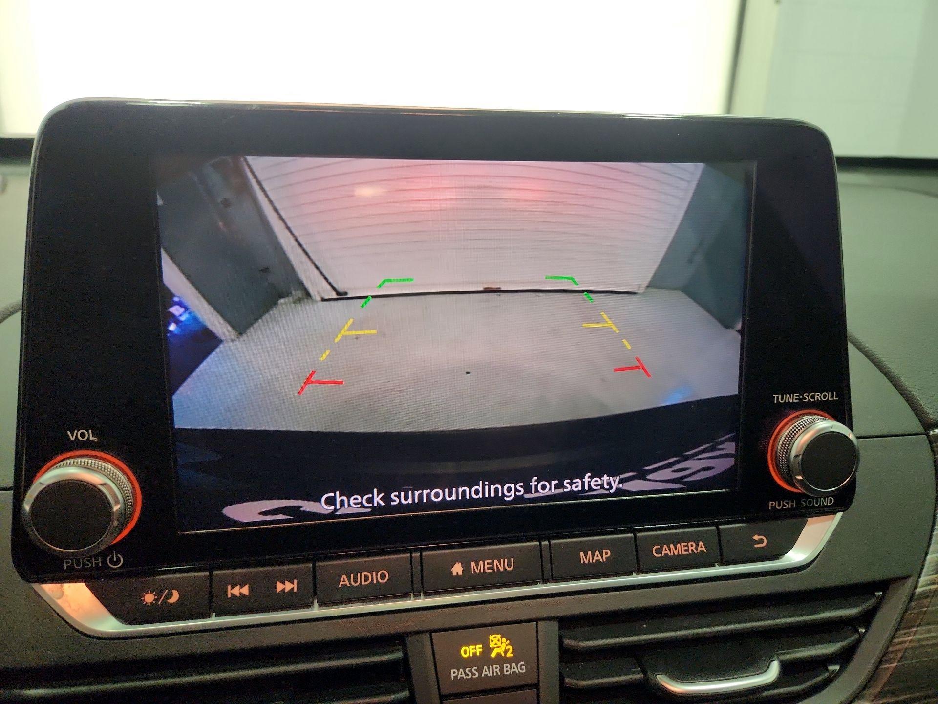 Thumbnail: 2019 Nissan Altima - 14