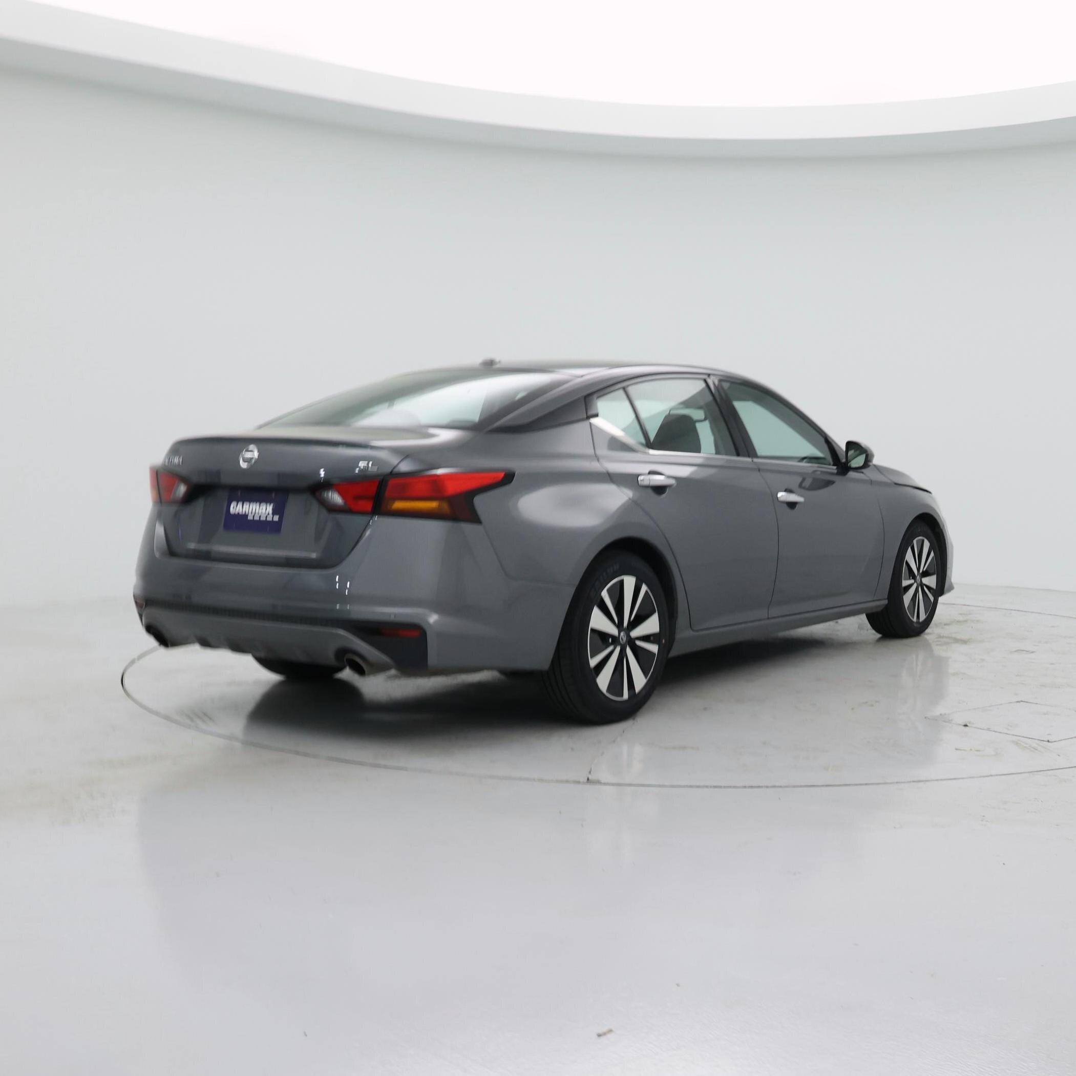 Thumbnail: 2019 Nissan Altima - 8