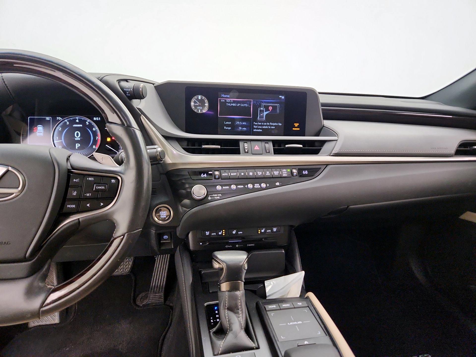 Thumbnail: 2021 Lexus ES - 9