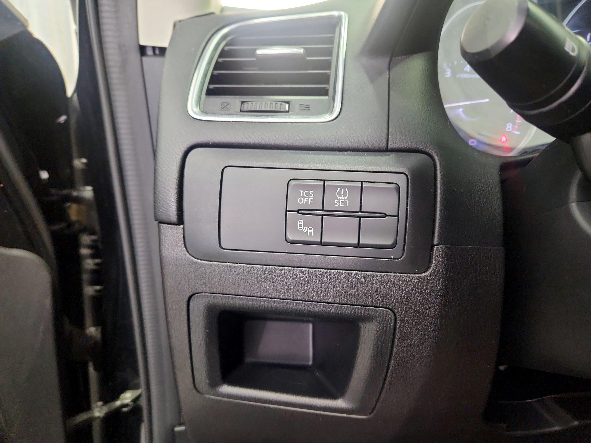 Thumbnail: 2016 Mazda CX-5 - 13