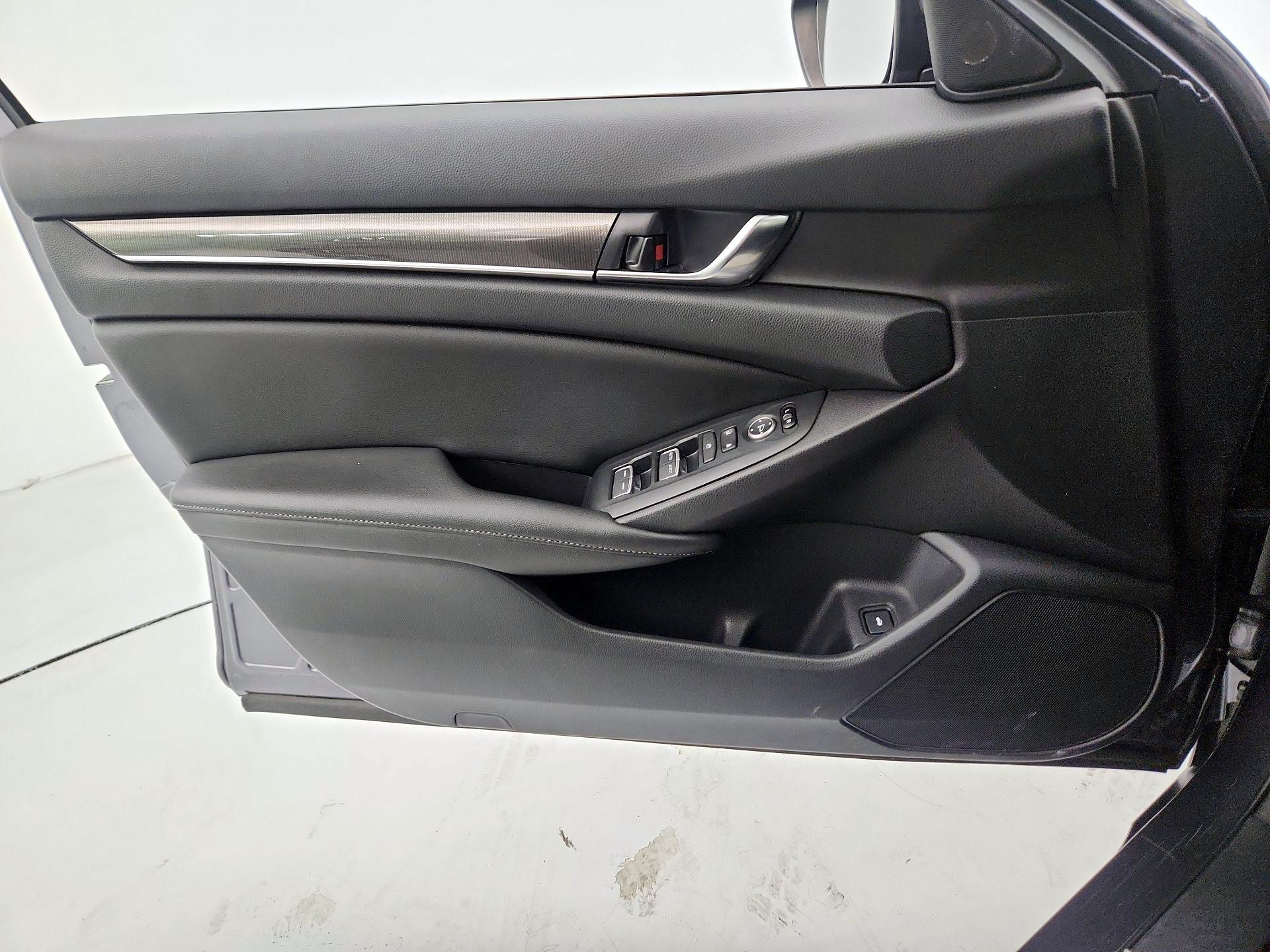 Thumbnail: 2020 Honda Accord - 12