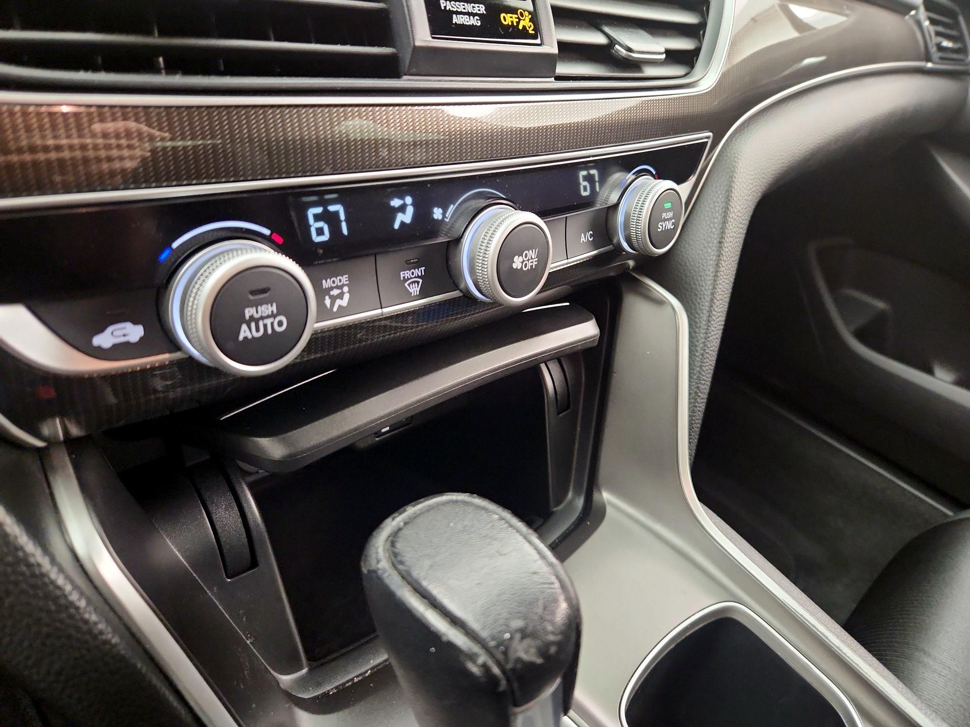 Thumbnail: 2020 Honda Accord - 16