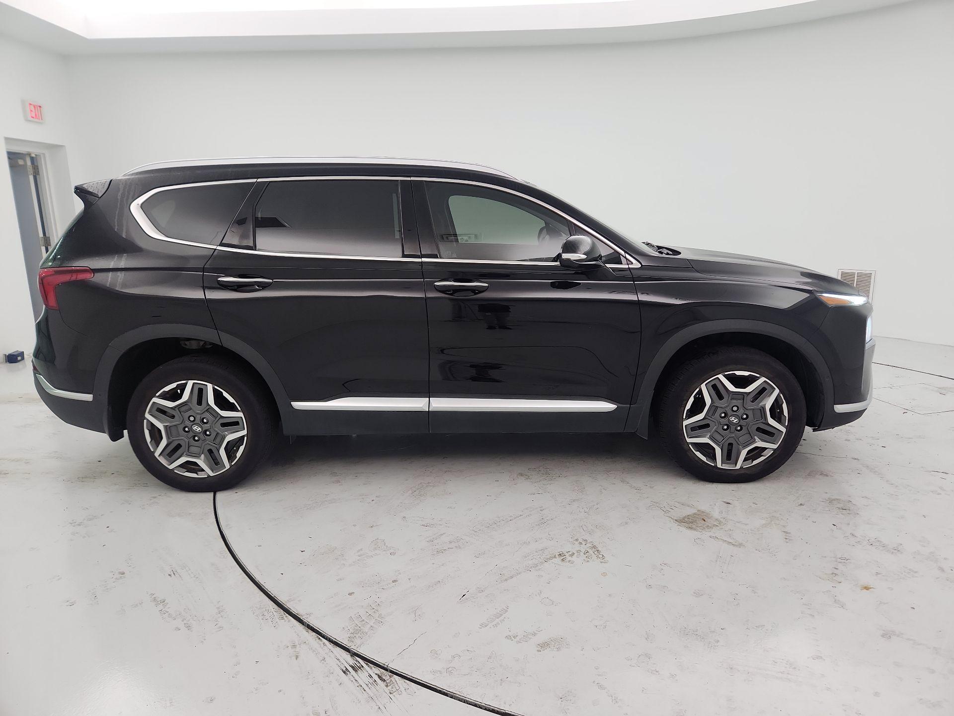 Thumbnail: 2022 Hyundai Santa Fe - 4