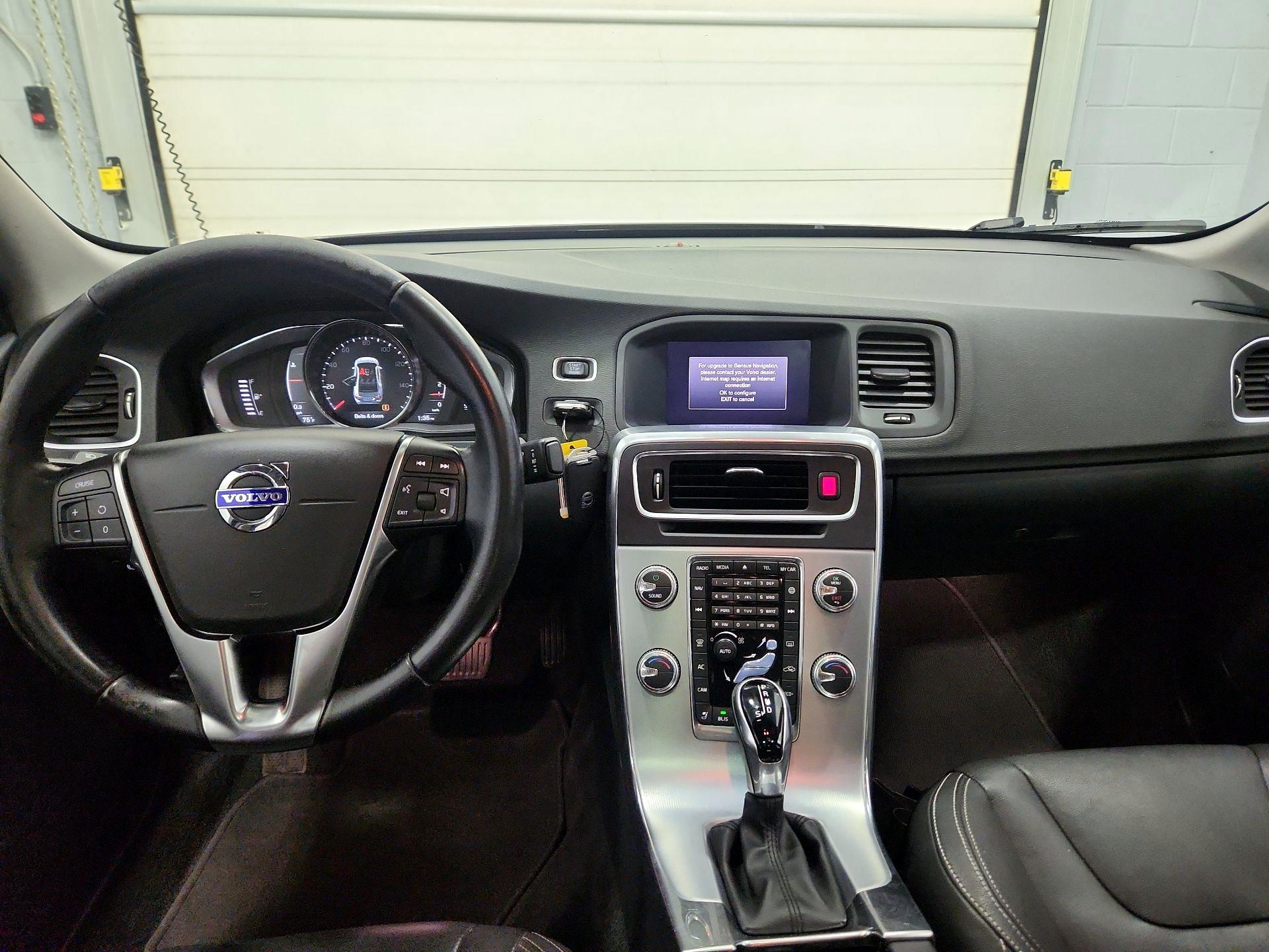 Thumbnail: 2018 Volvo S60 - 9