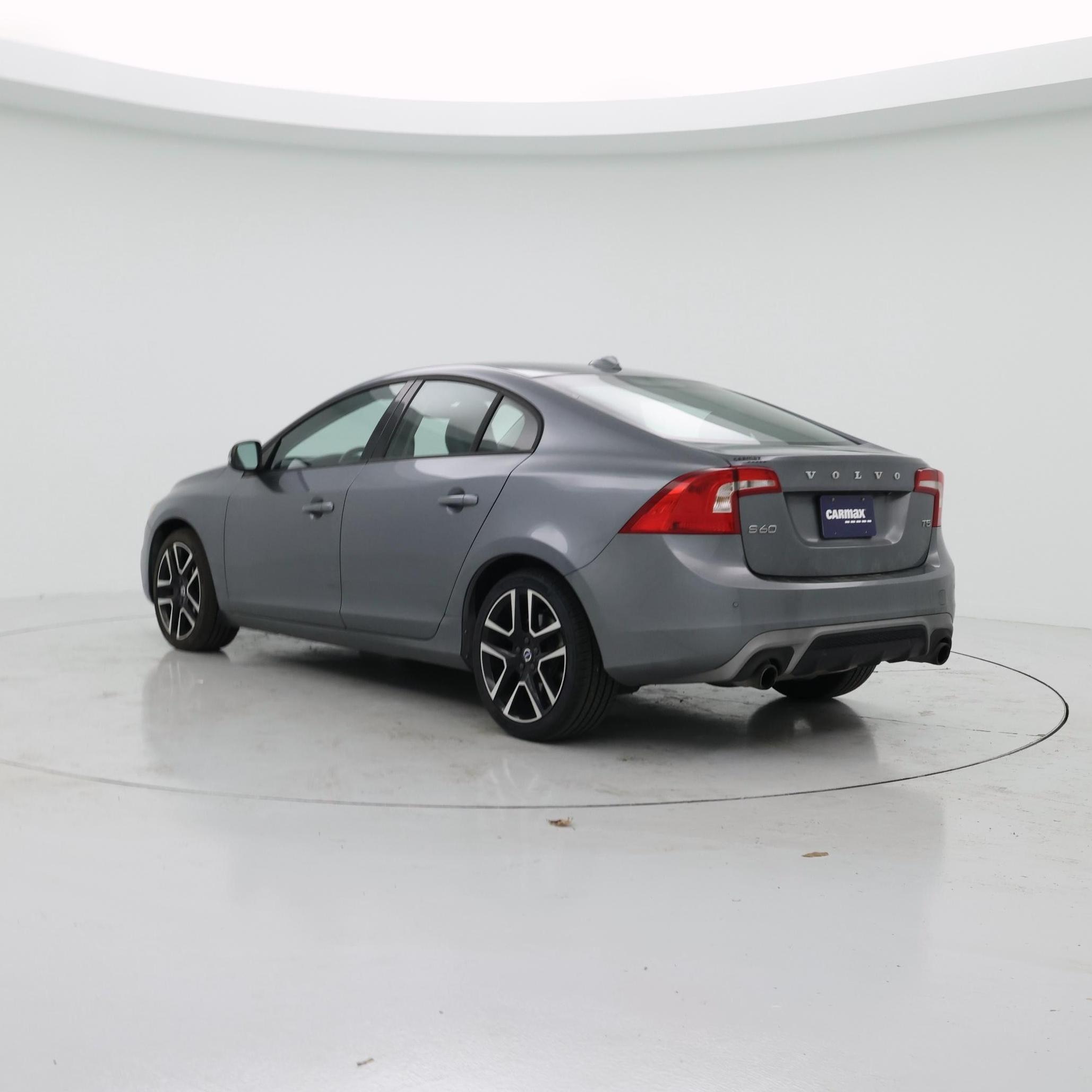 Thumbnail: 2018 Volvo S60 - 2