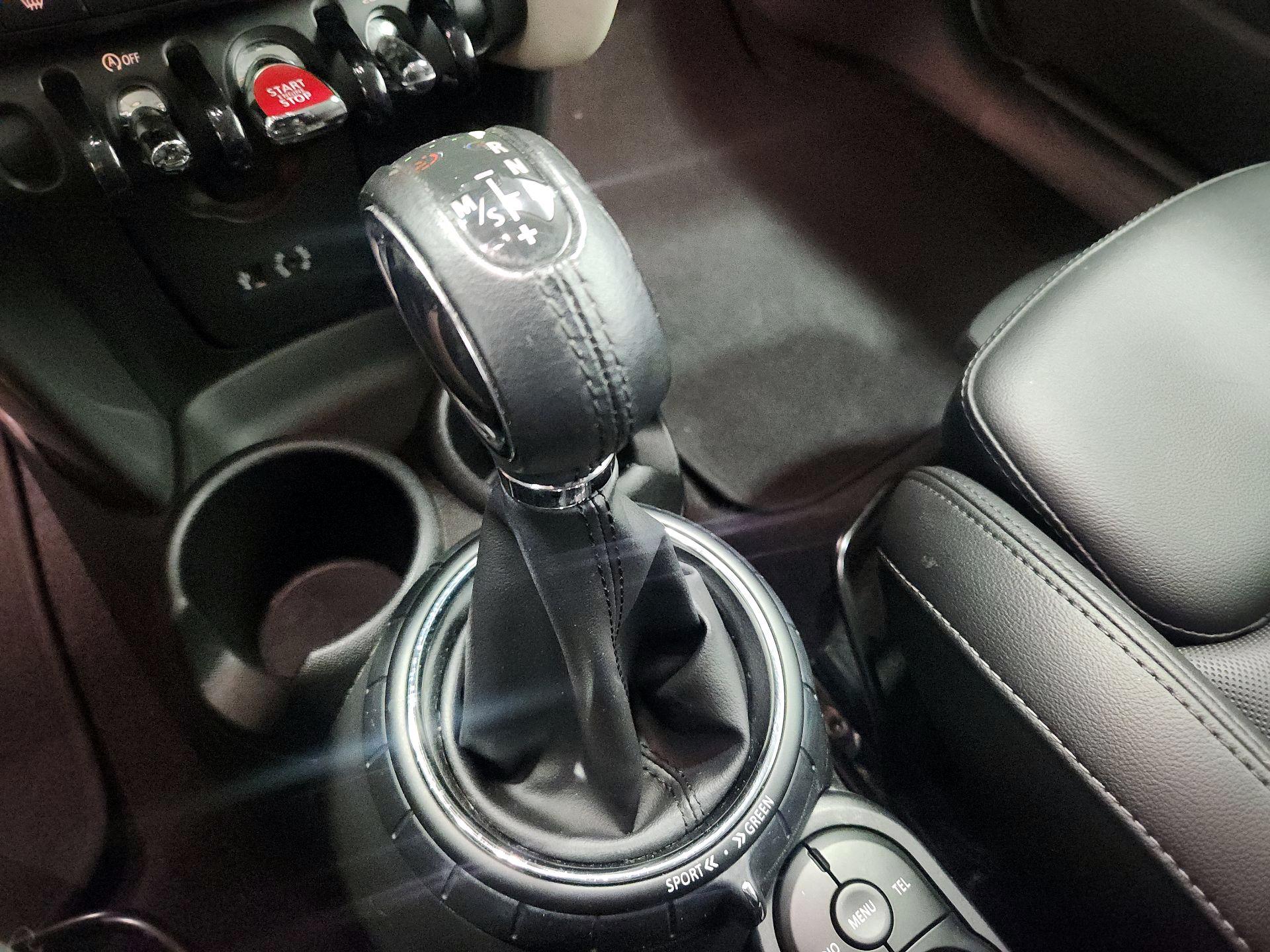 Thumbnail: 2017 MINI Cooper Hardtop - 17