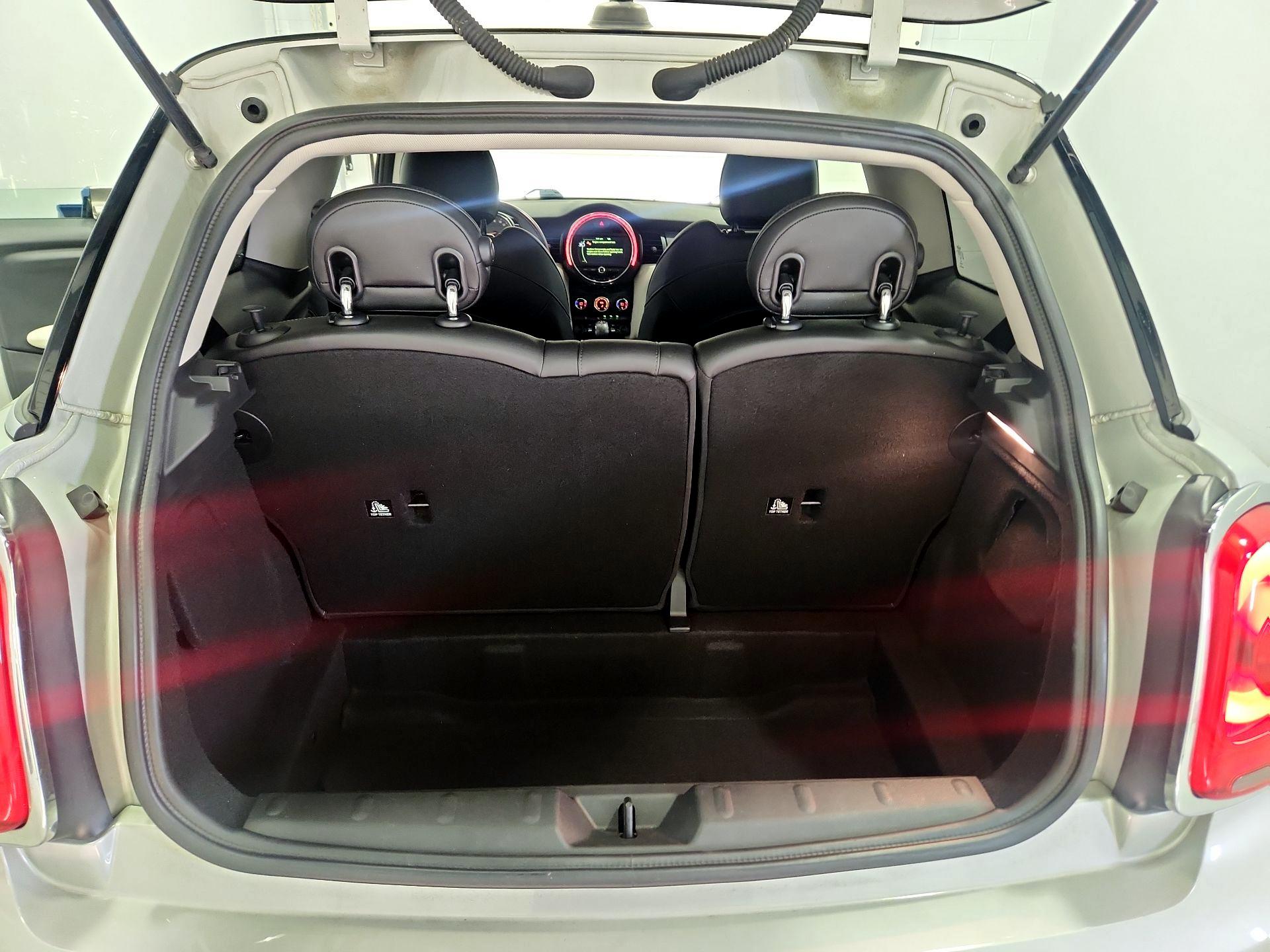 Thumbnail: 2017 MINI Cooper Hardtop - 20