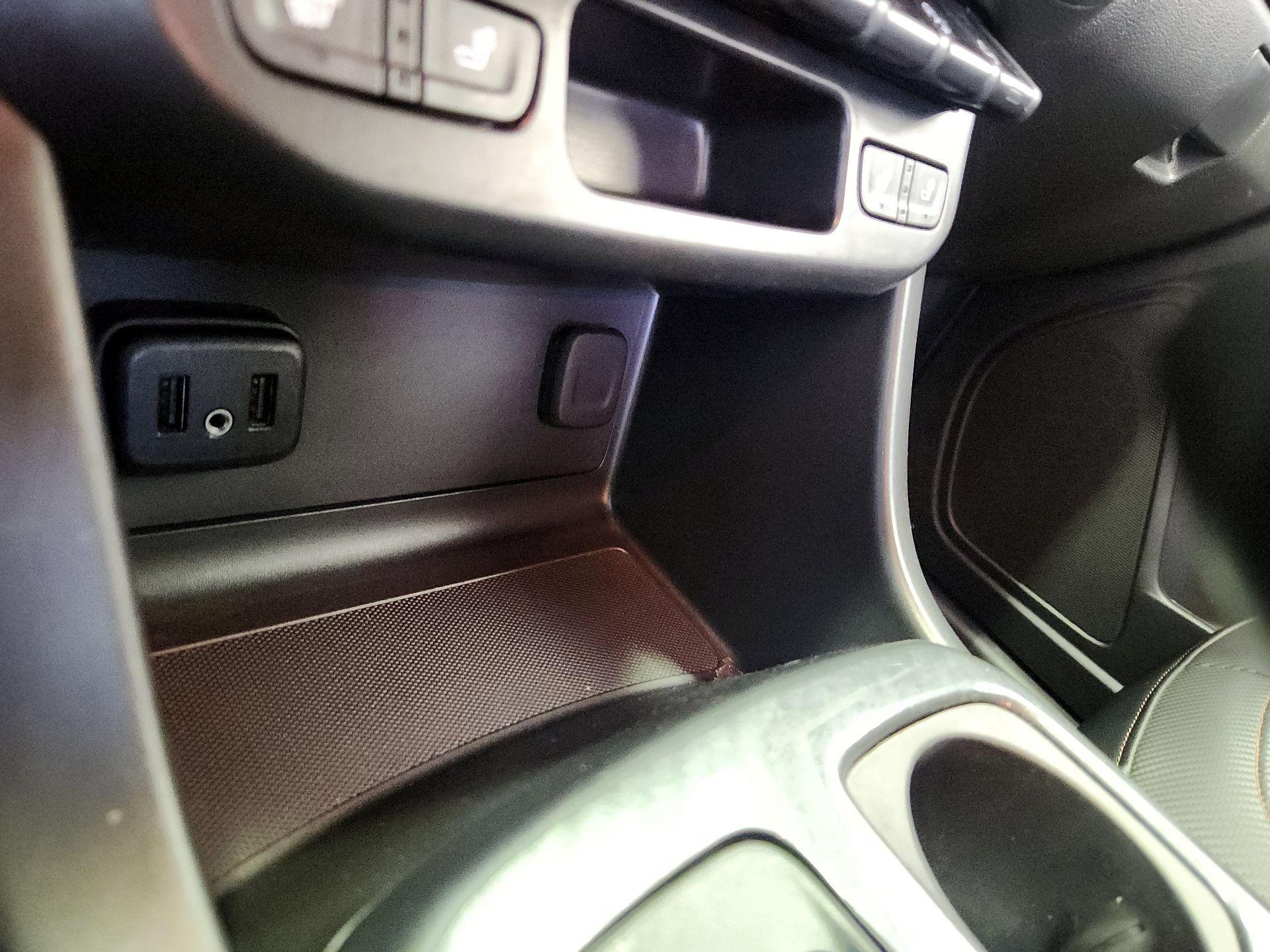 Thumbnail: 2021 GMC Canyon - 18