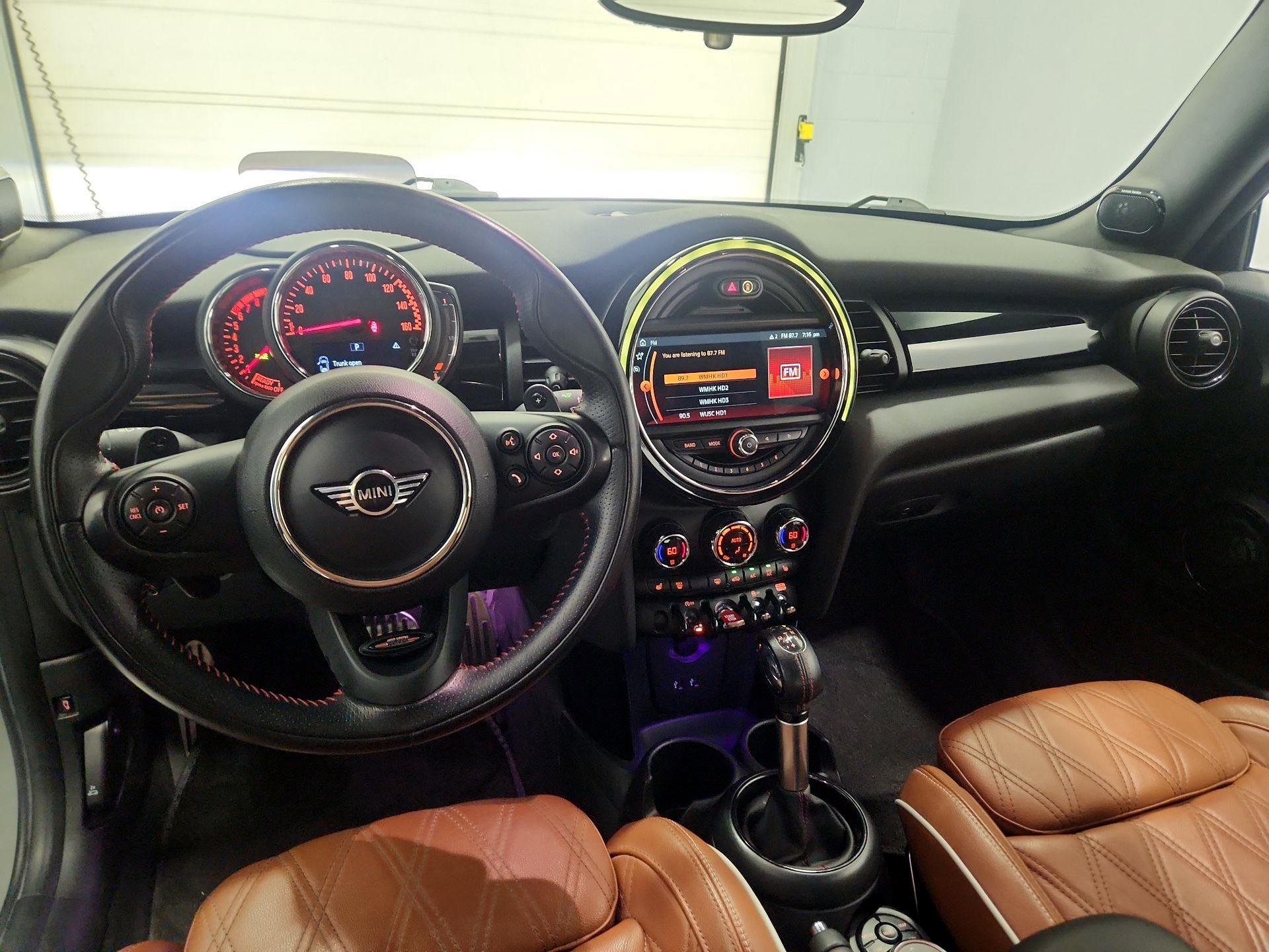 Thumbnail: 2019 MINI Cooper - 9