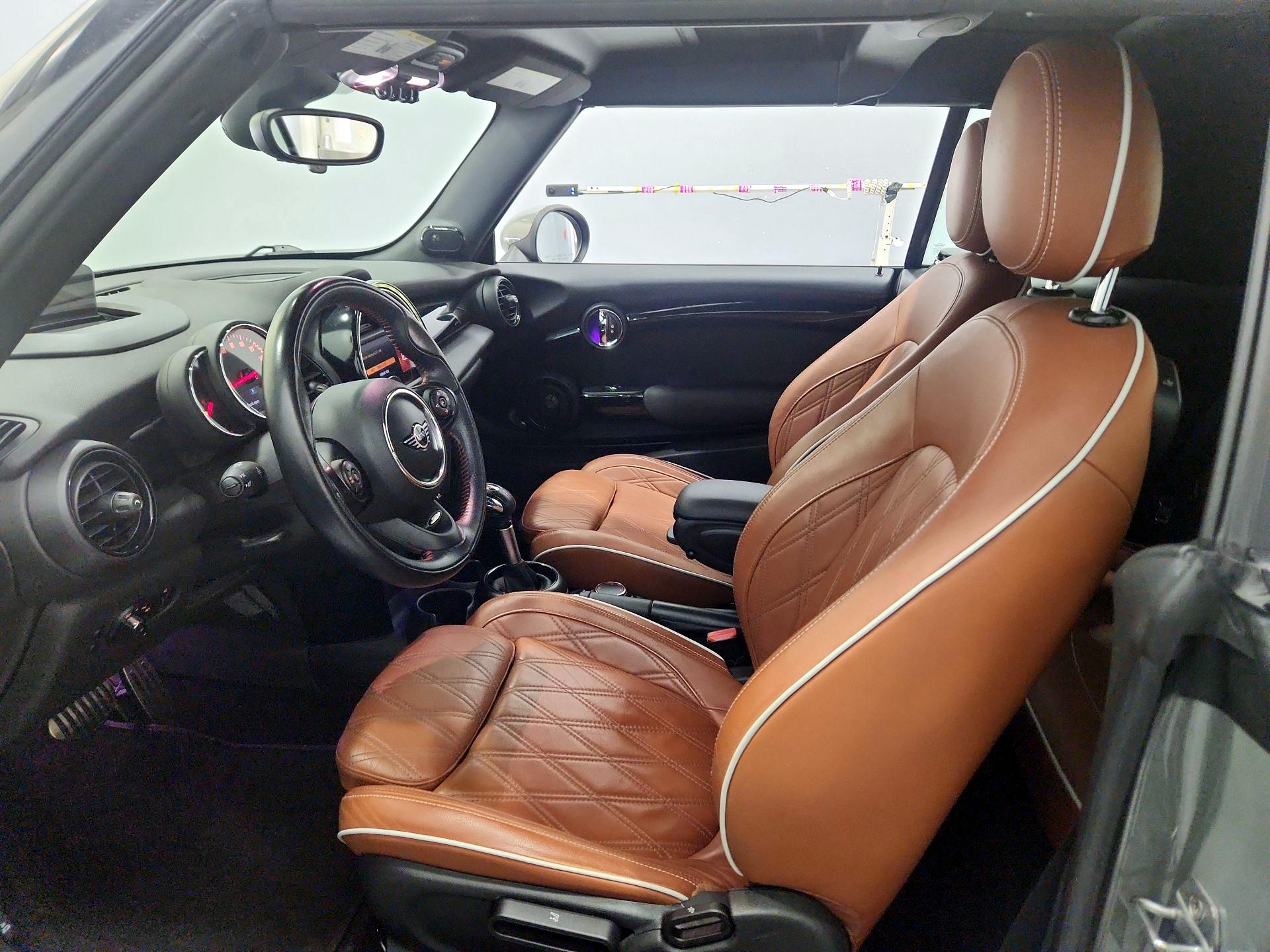 Thumbnail: 2019 MINI Cooper - 11