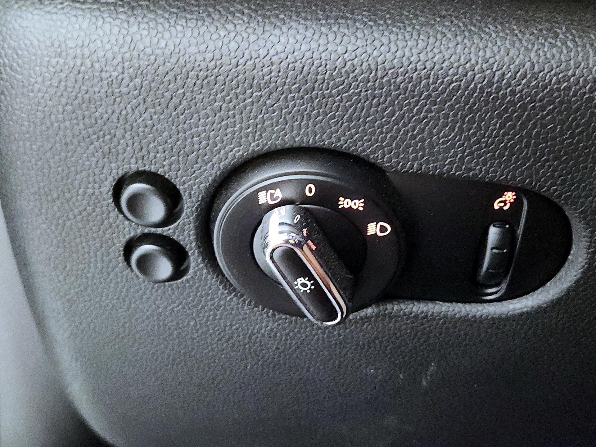 Thumbnail: 2019 MINI Cooper - 13