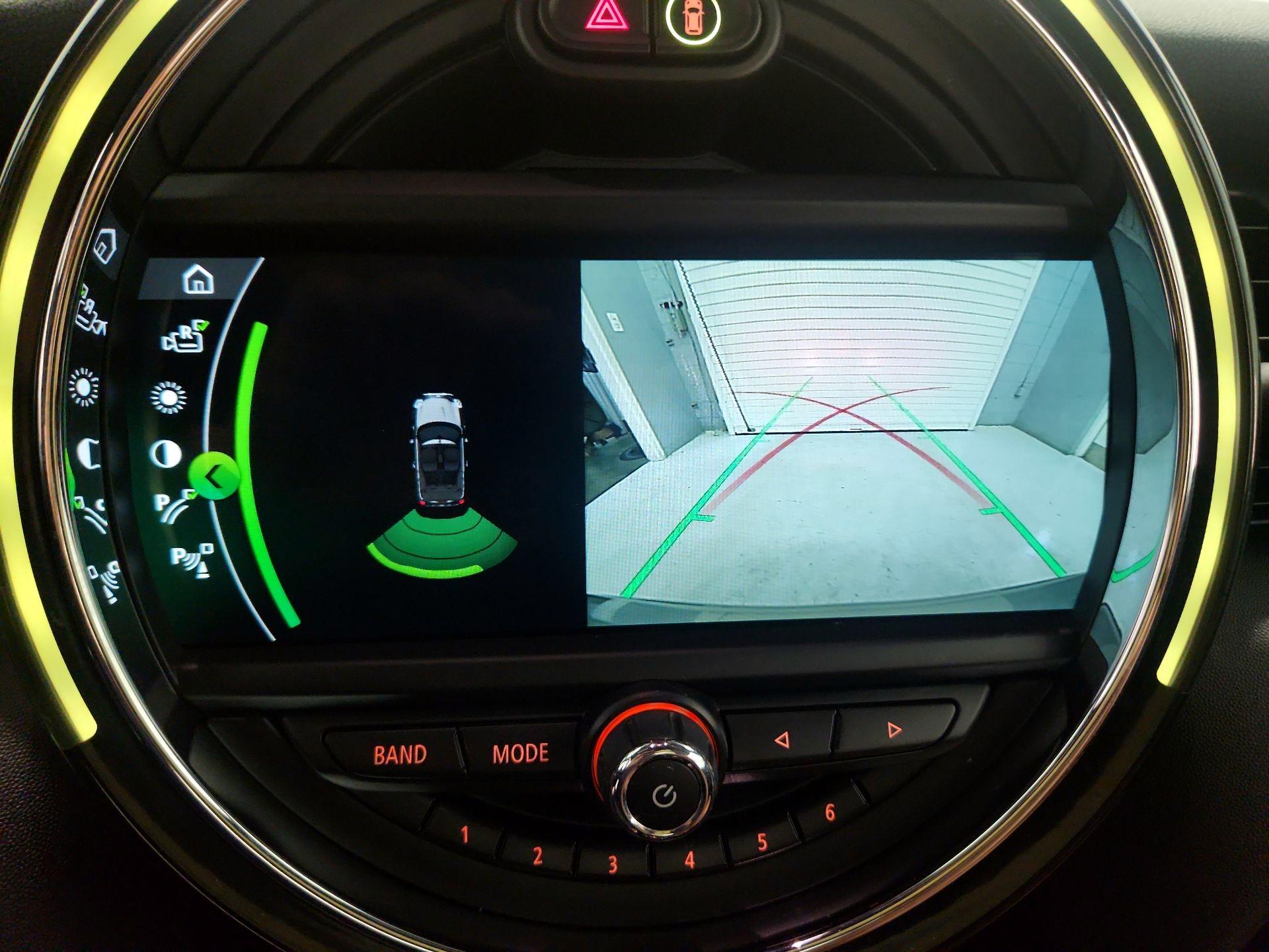 Thumbnail: 2019 MINI Cooper - 15