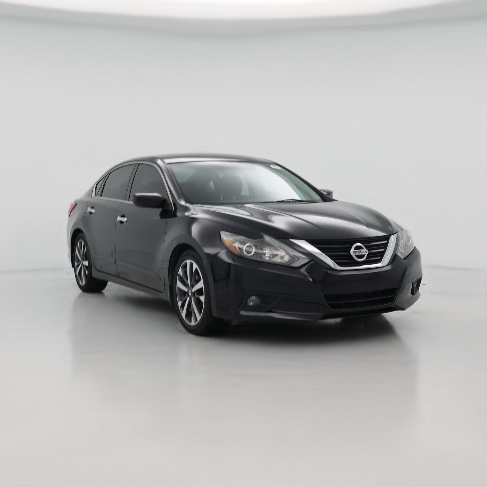 Thumbnail: 2016 Nissan Altima - 1