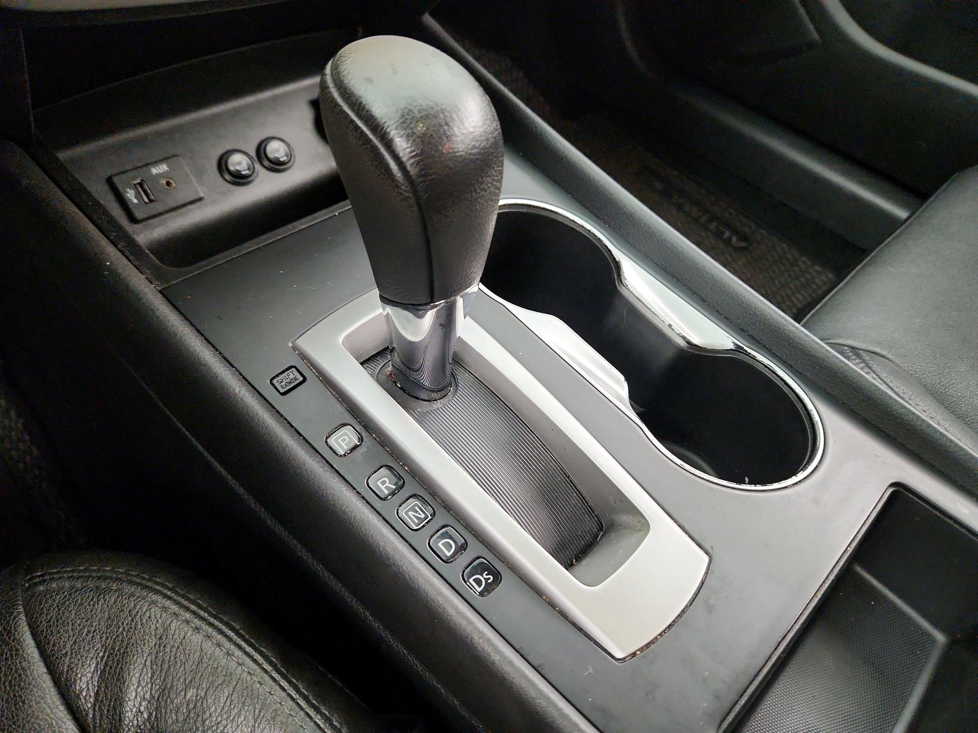 Thumbnail: 2016 Nissan Altima - 17