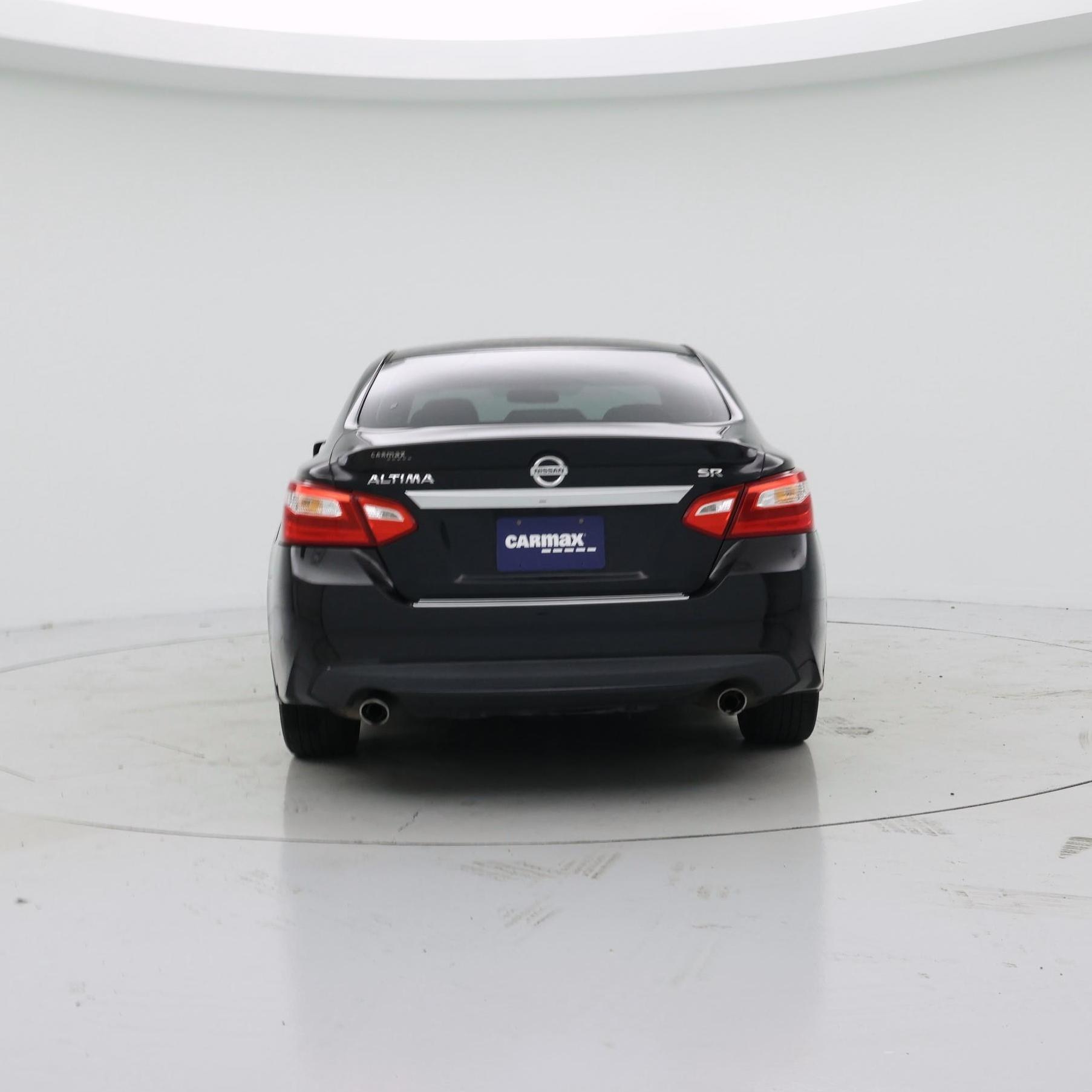Thumbnail: 2016 Nissan Altima - 6