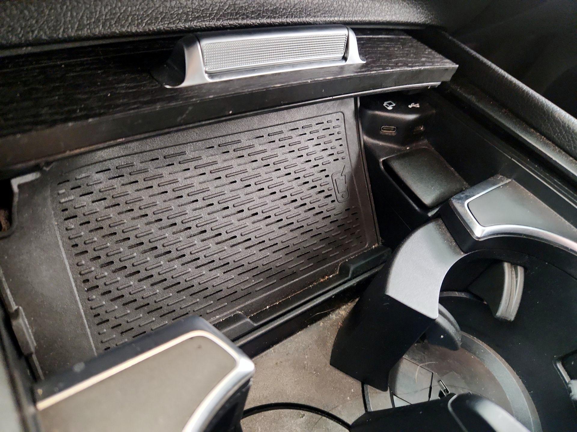 Thumbnail: 2020 Mercedes-Benz GLE - 19