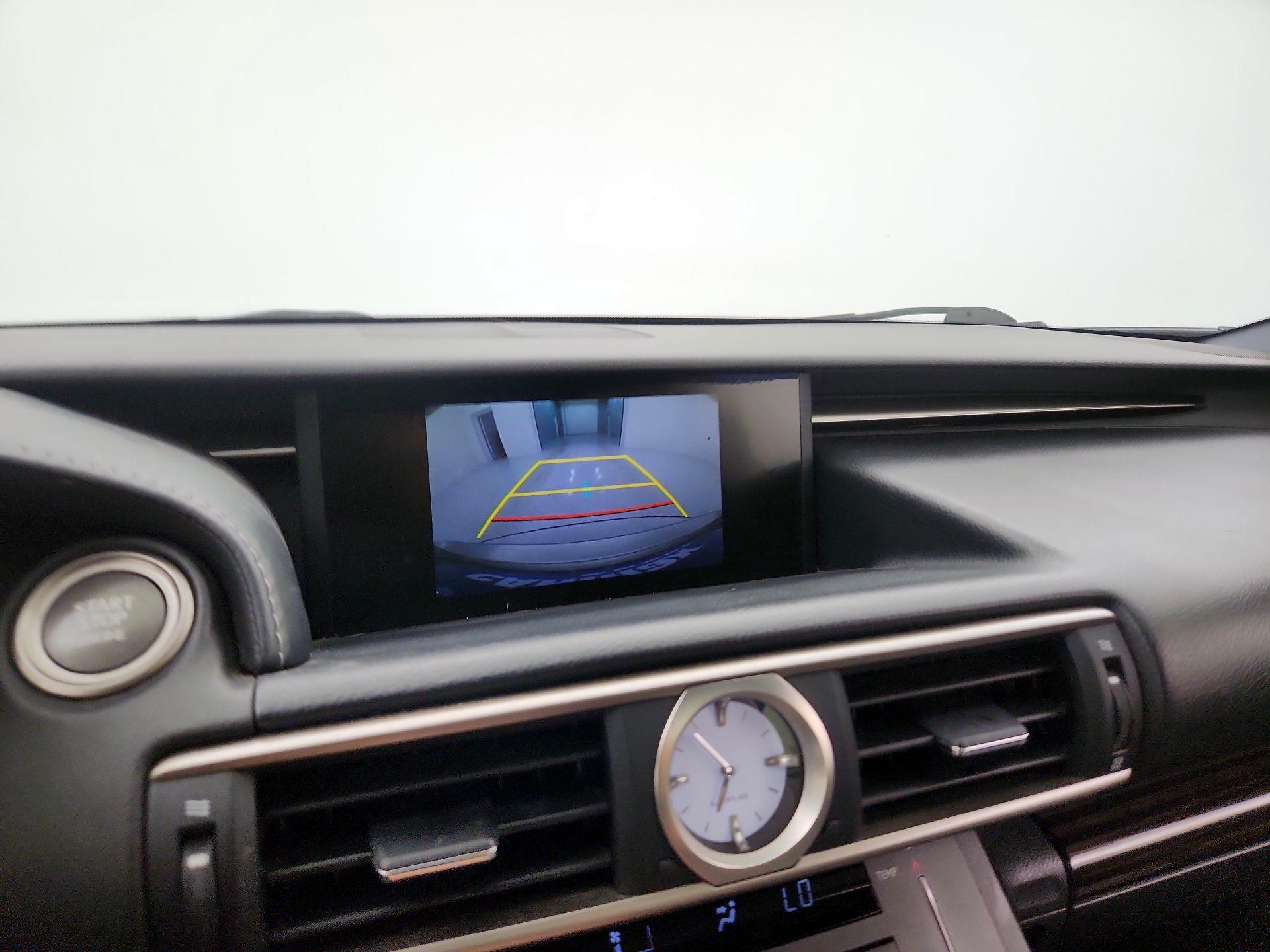 Thumbnail: 2015 Lexus RC - 15