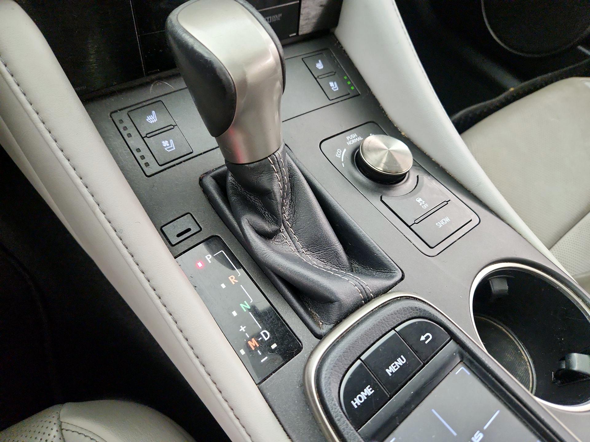 Thumbnail: 2015 Lexus RC - 18