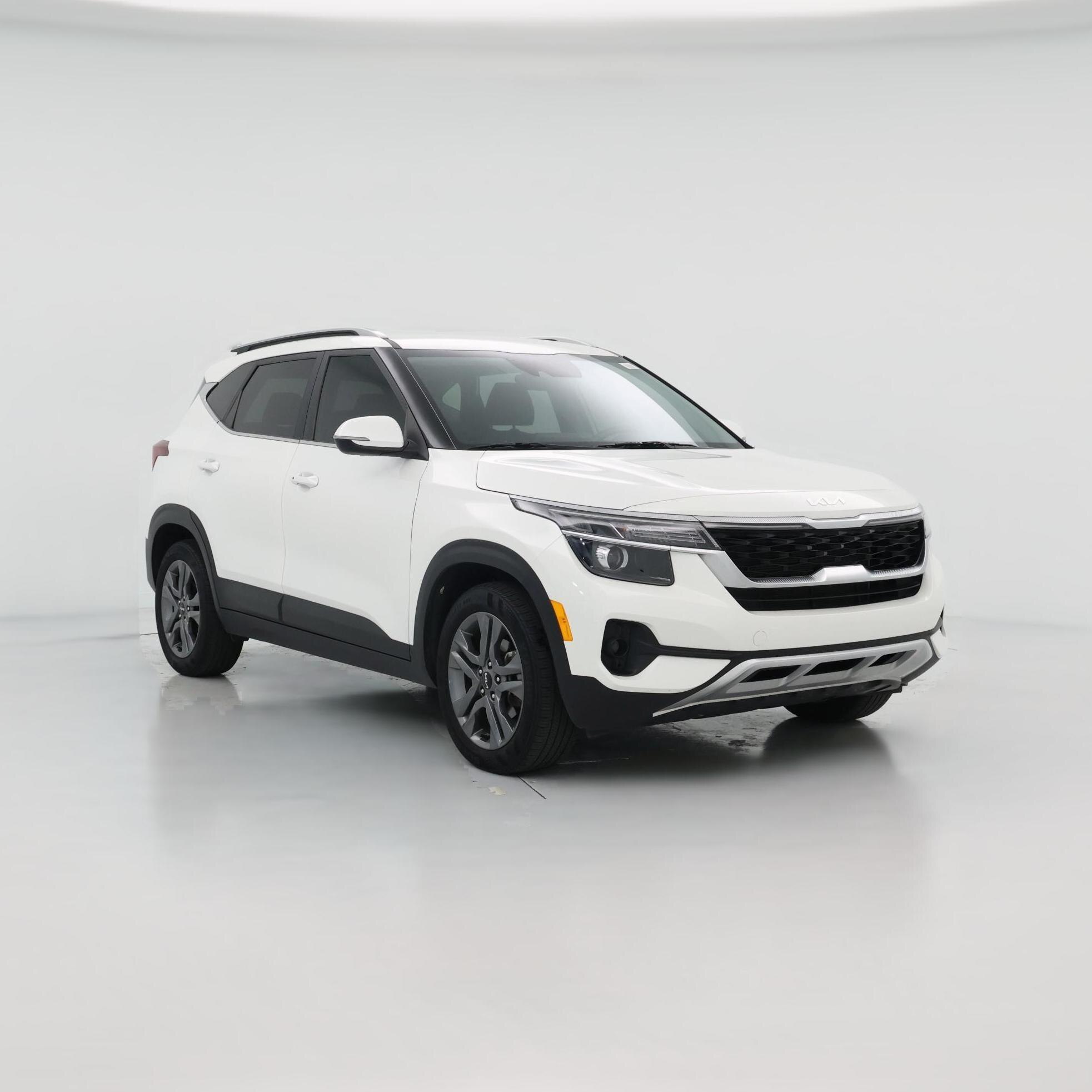 Thumbnail: 2023 Kia Seltos - 1