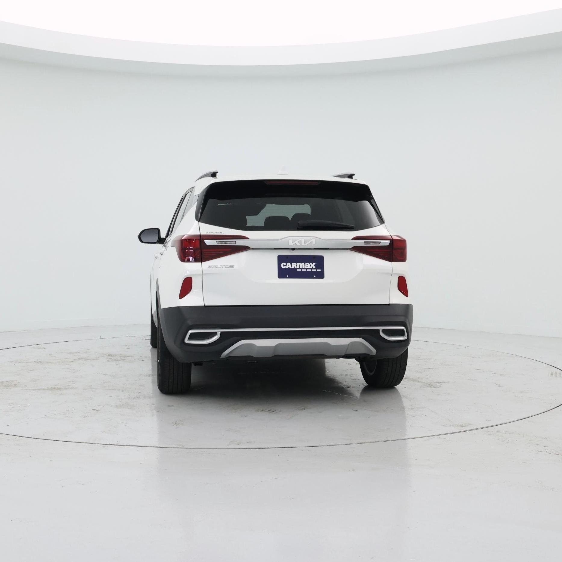 Thumbnail: 2023 Kia Seltos - 6