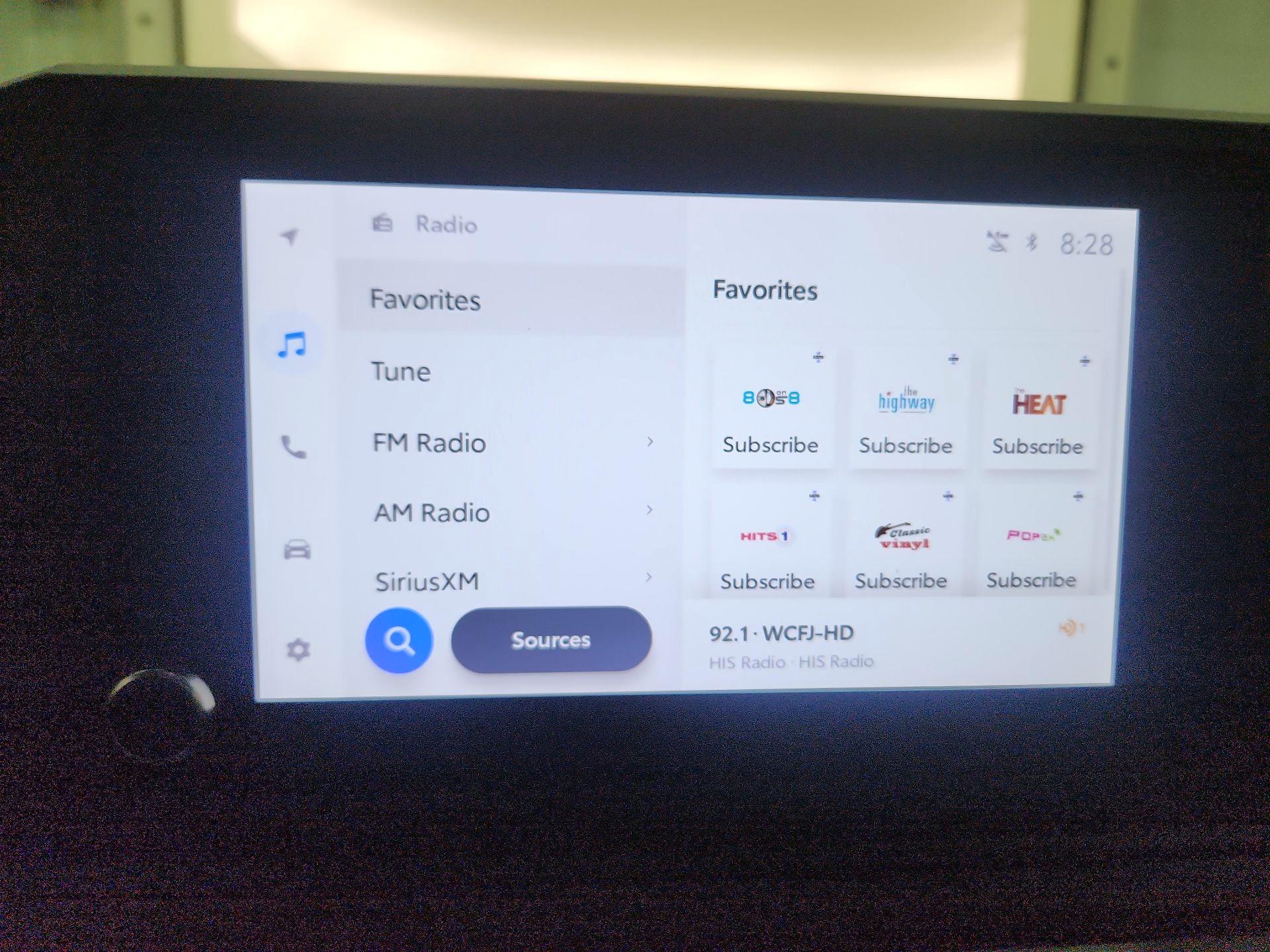 Thumbnail: 2024 Toyota Tacoma - 16