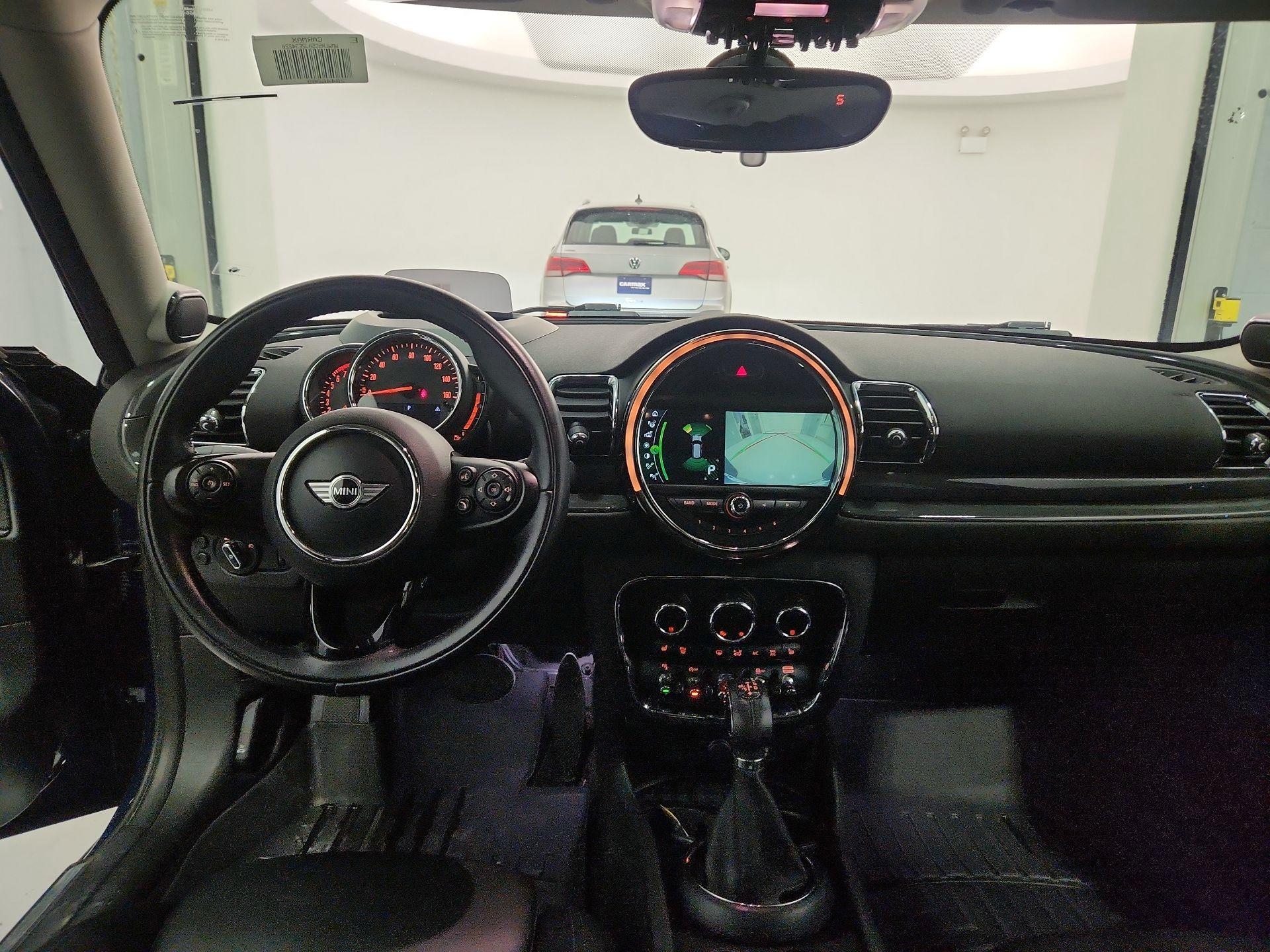 Thumbnail: 2018 MINI Cooper Clubman - 9