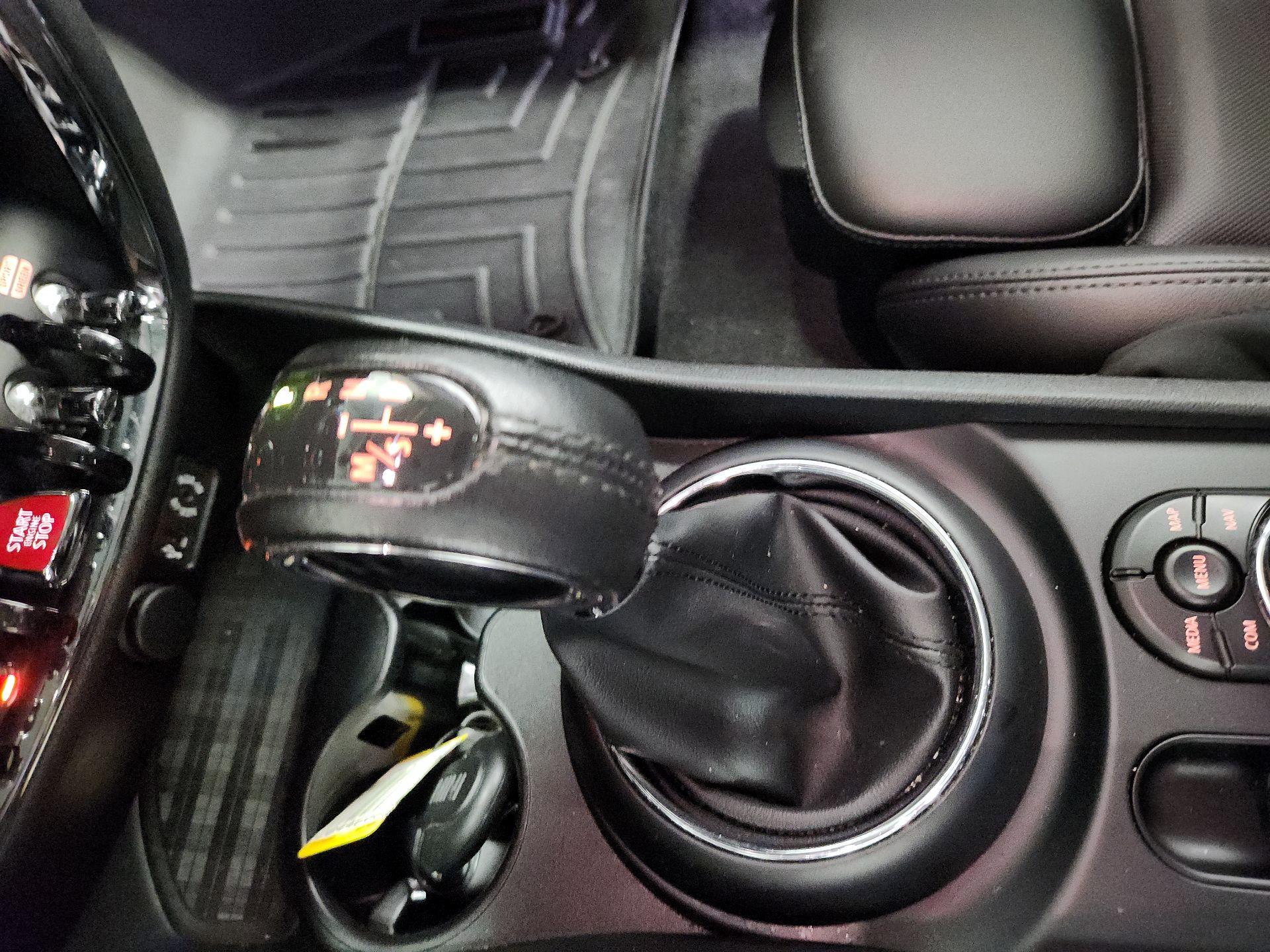 Thumbnail: 2018 MINI Cooper Clubman - 17