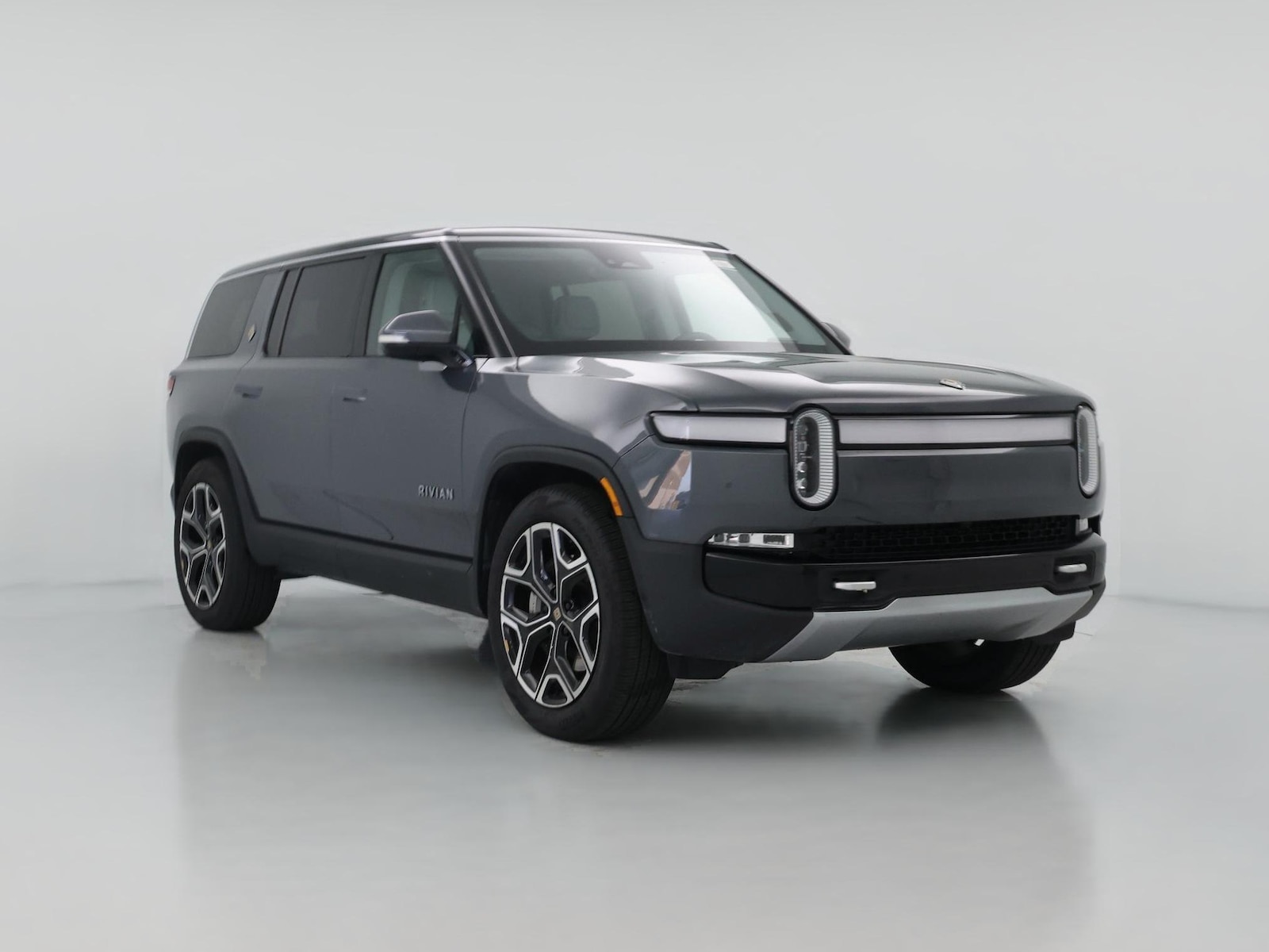 2024 Rivian R1S