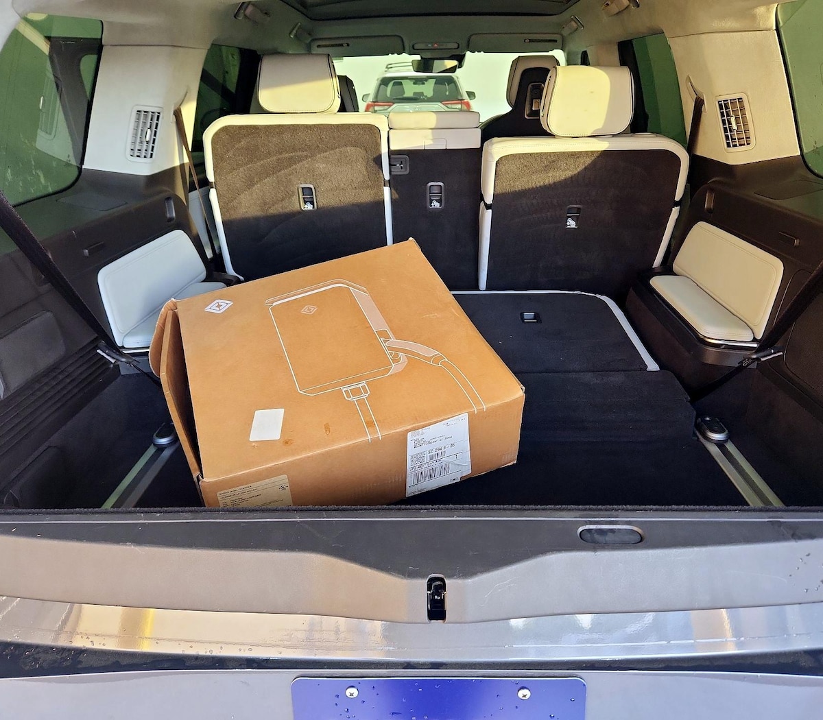 Trunk/Cargo (Seats Up)