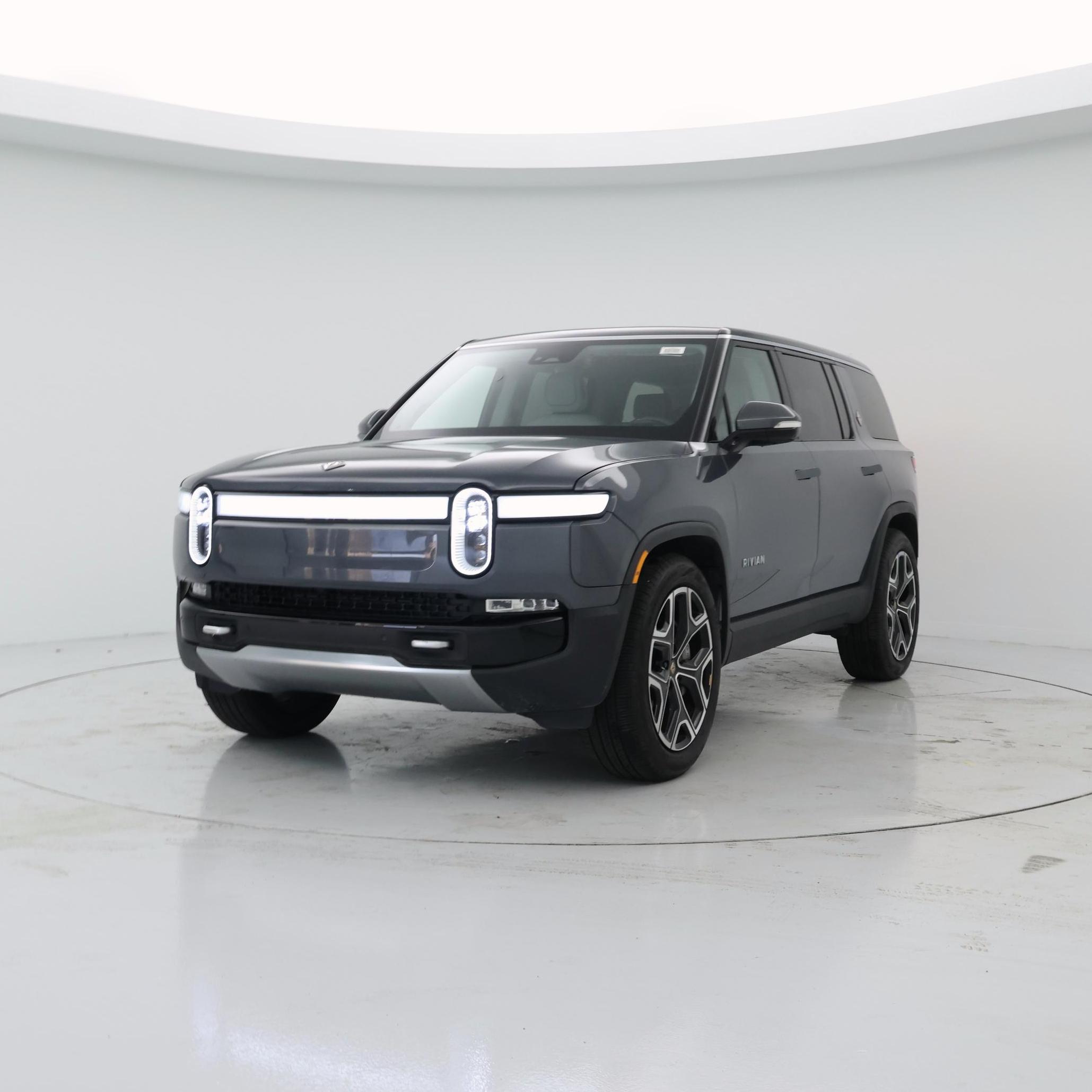 Thumbnail: 2024 Rivian R1S - 4