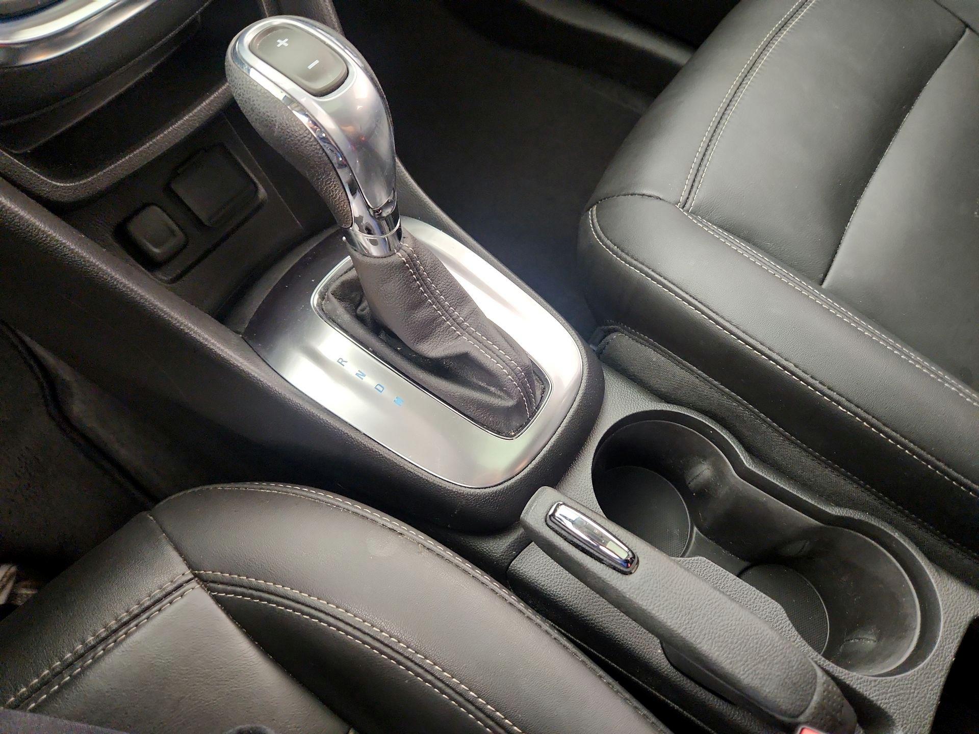 Thumbnail: 2015 Buick Encore - 17