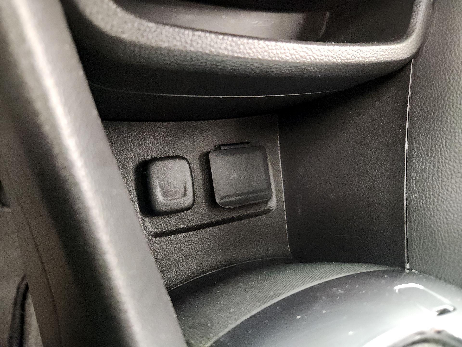 Thumbnail: 2015 Buick Encore - 18