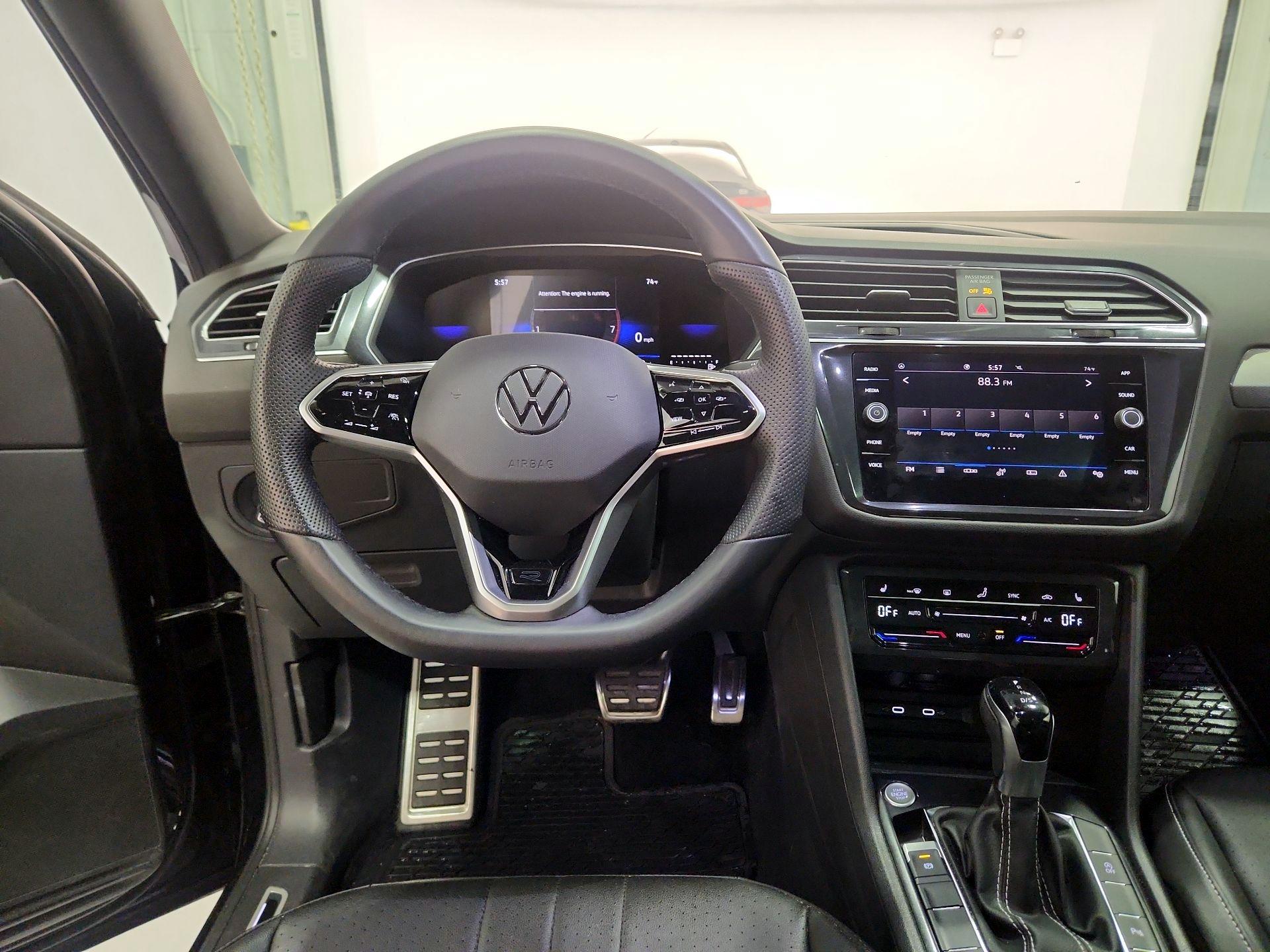 Thumbnail: 2024 Volkswagen Tiguan - 9